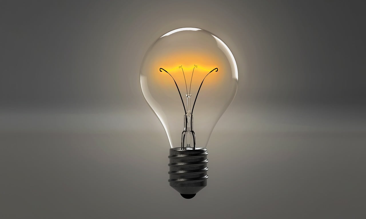 Free Electric Bulb & Light Bulb Image
