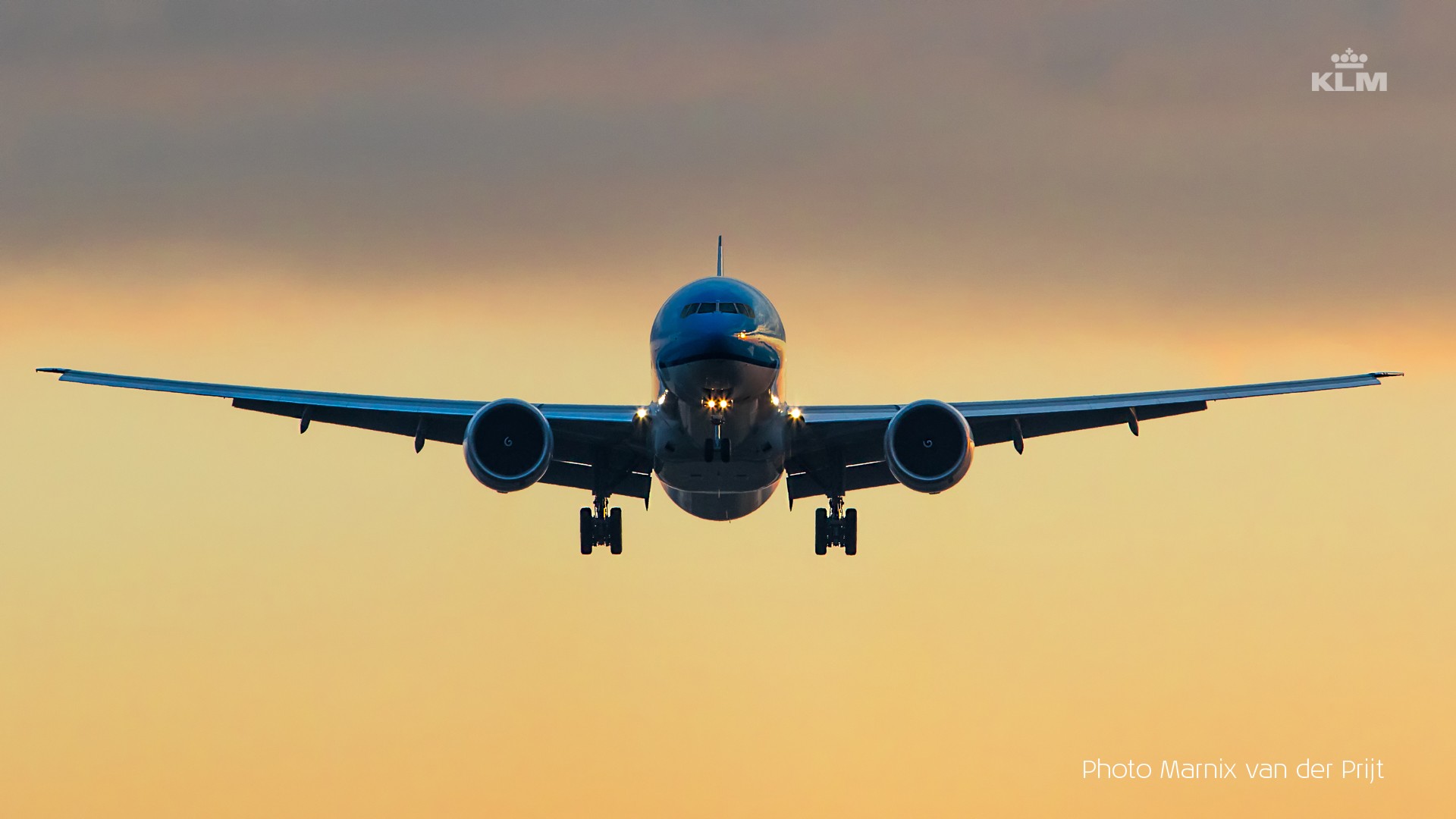 KLM's Welcomes Newest Boeing 777 300 Tijuca National Park