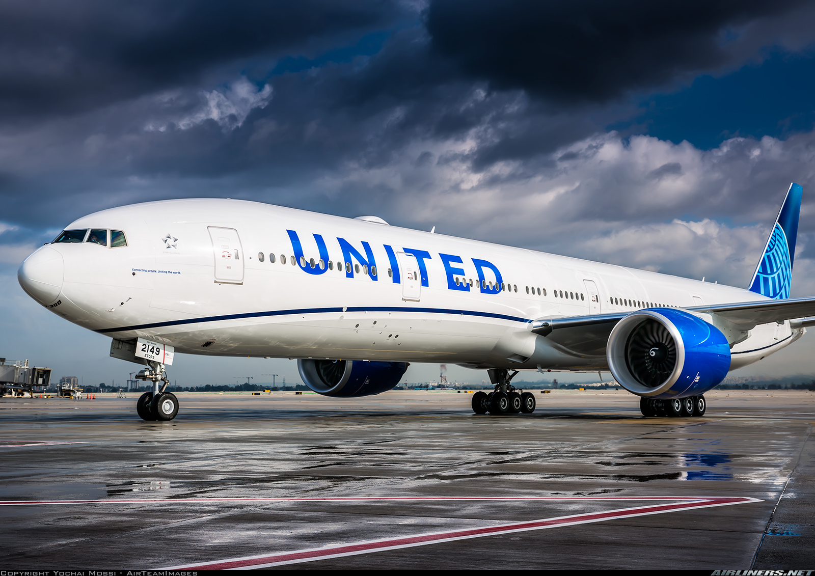 Boeing 777 300 ER Airlines. Aviation Photo