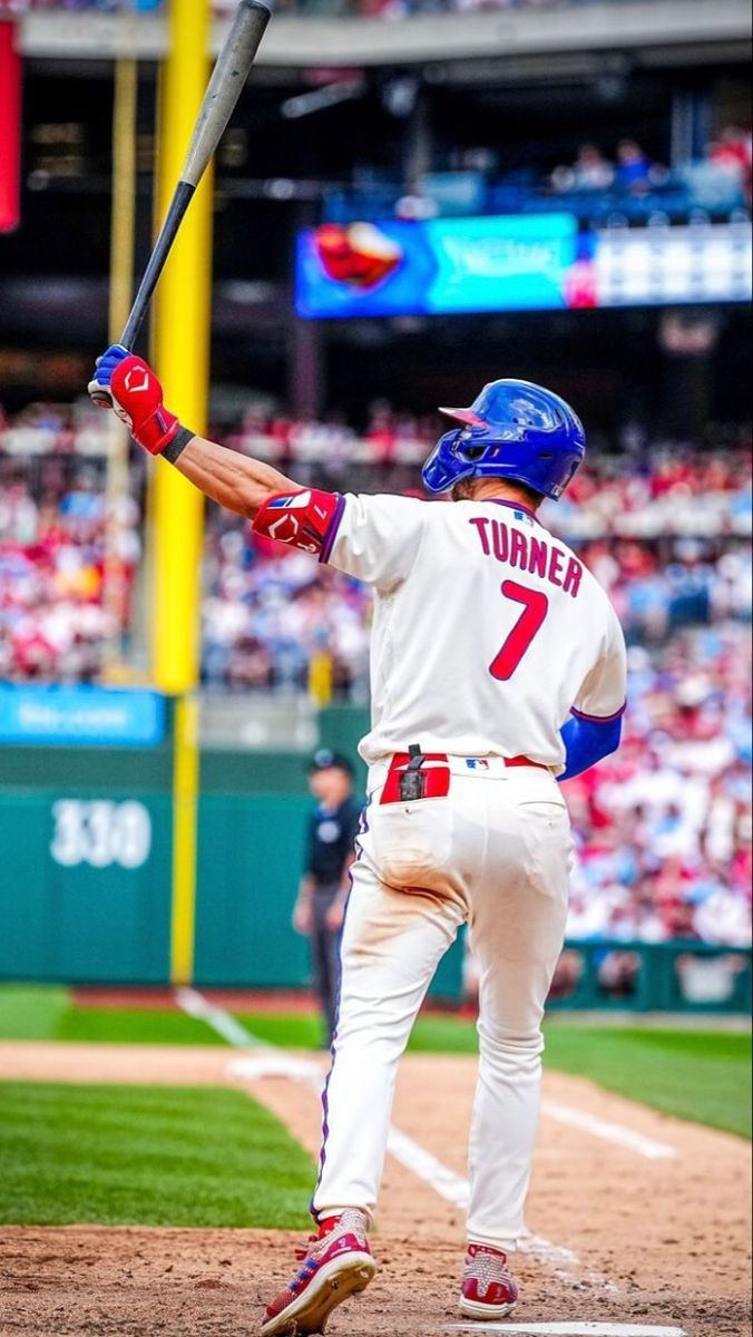 Discover 660 Fightin's ideas. phillies, philadelphia phillies, phillies baseball and more