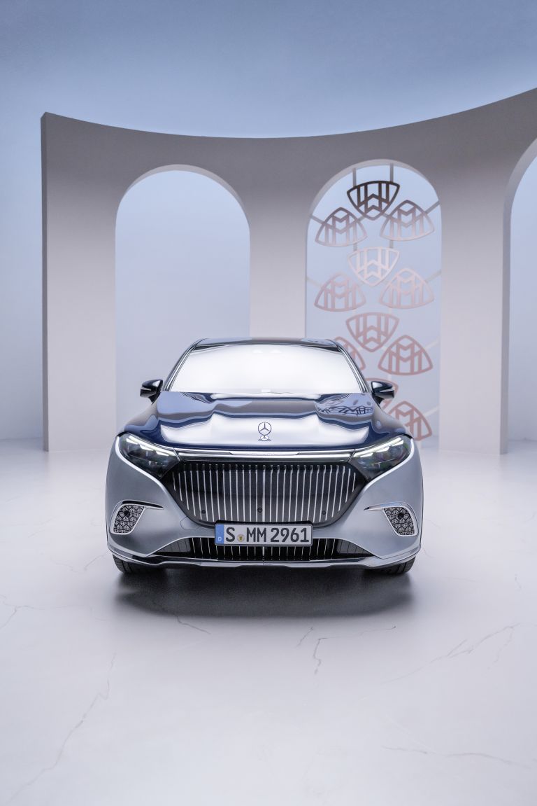 2024 Mercedes Maybach EQS SUV Quality Free High Resolution Car Image, Picture And Photo