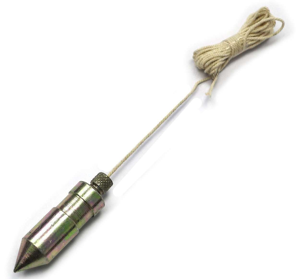 Wallpapering tools in detail: spirit level, plumb bob, chalk line. Knowledge