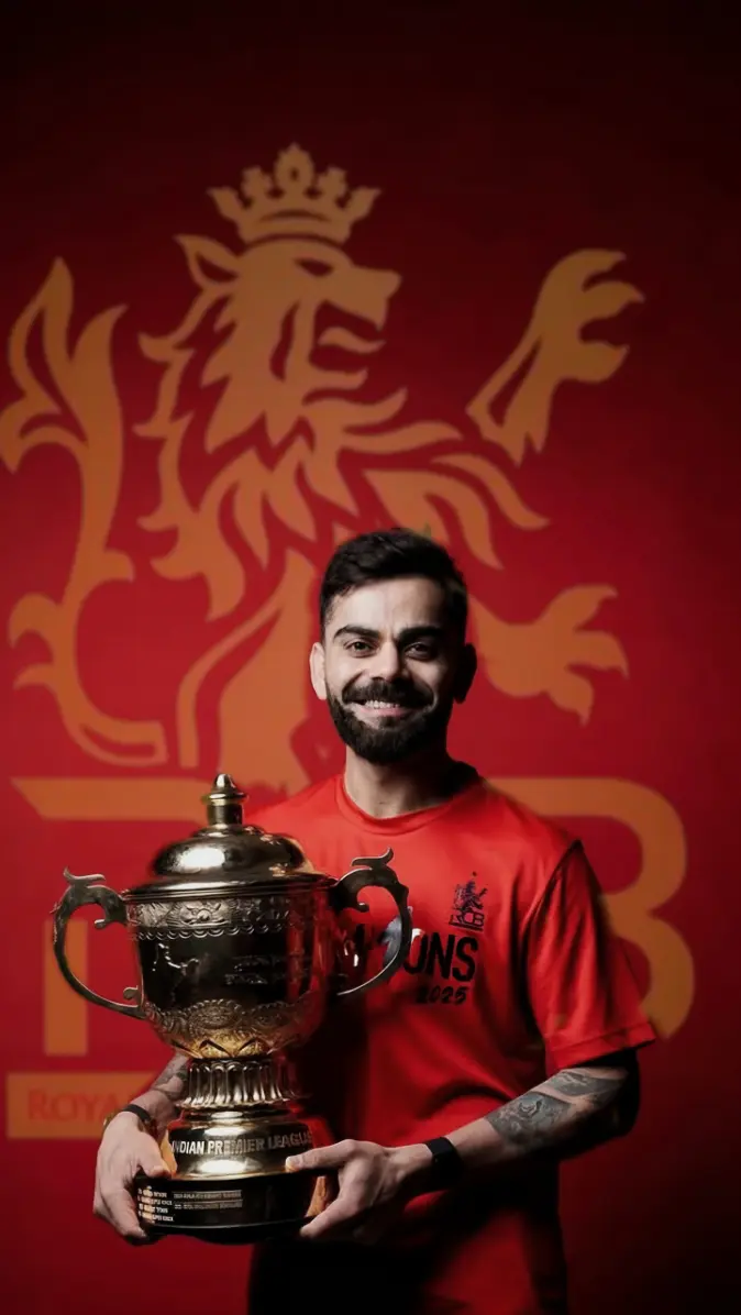 Virat Kohli RCB trophy wallpaper