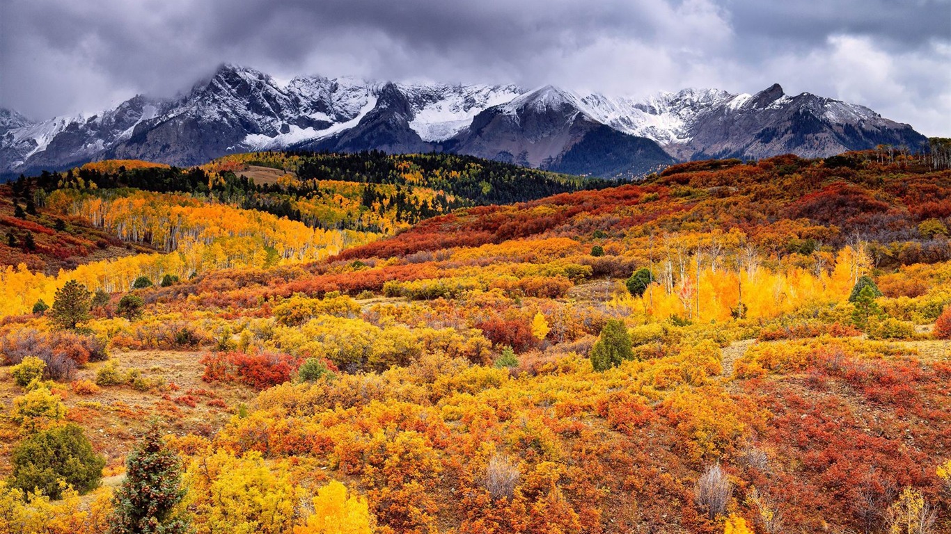 Mountains Autumn Landscape Scenery HD Wallpaper