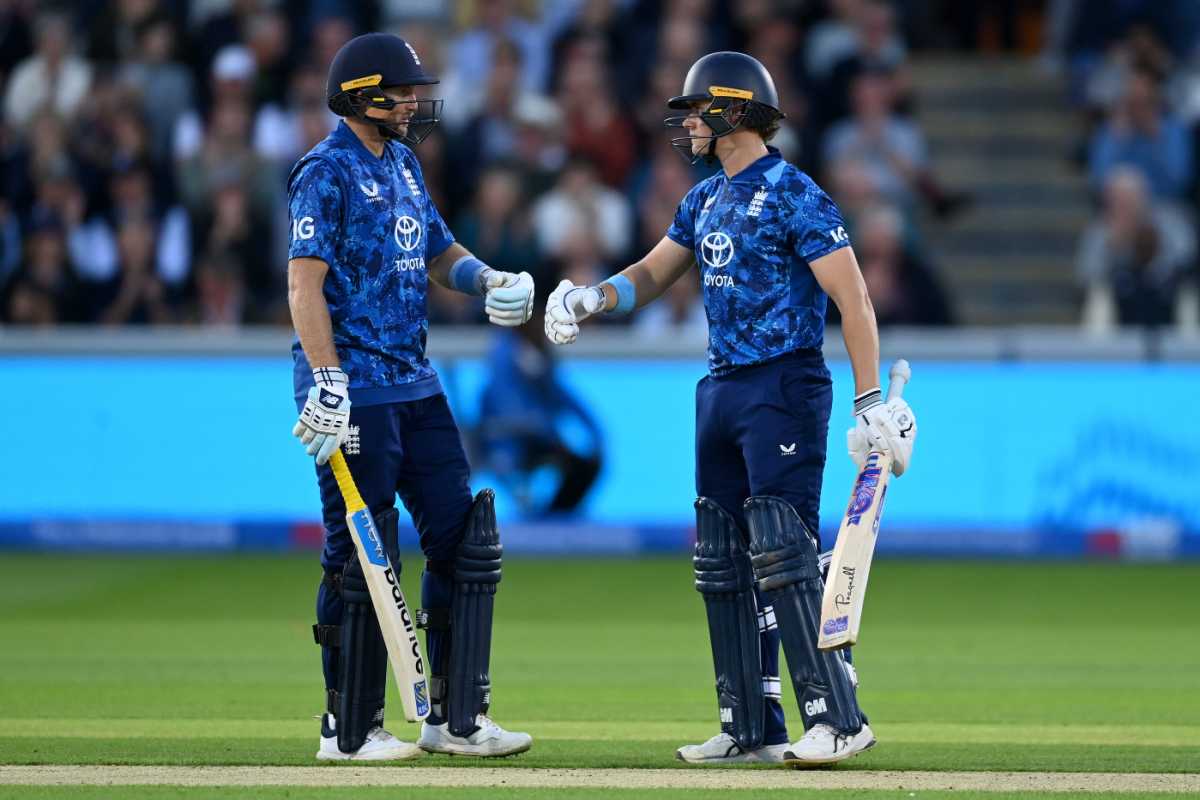 Joe Root Photo. Image Gallery and Match Picture