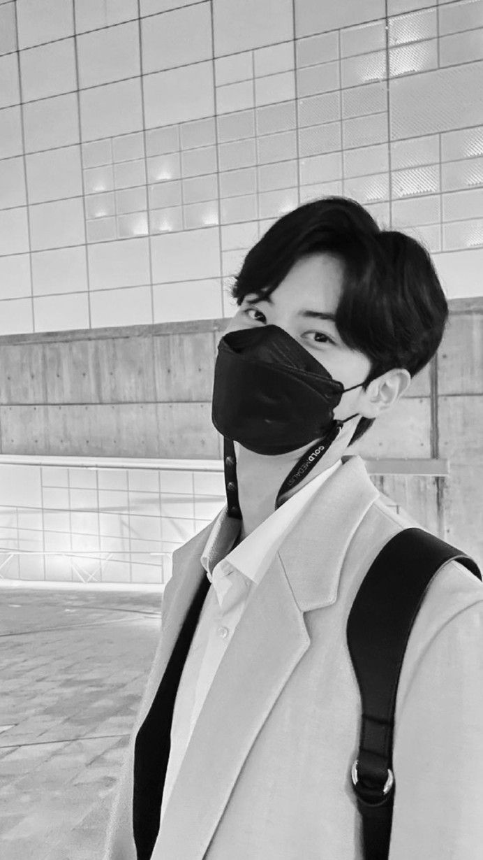 yile ౨ৎ ˖ ࣪⊹ ✧ adlı kullanıcının lee chaemin ♡ panosundaki Pin