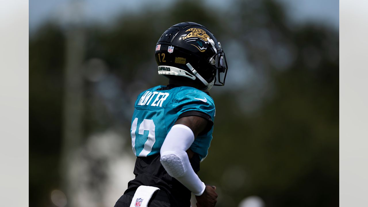 Quick Hits. WR DB Travis Hunter Stepping Up On Both Sides Of The Ball