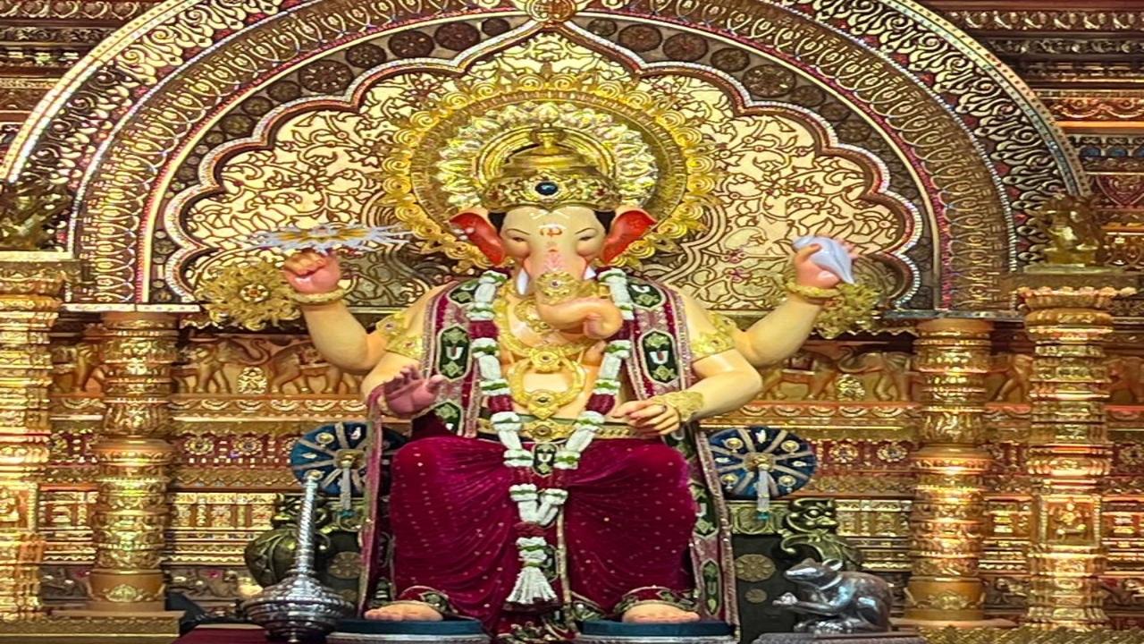 IN PHOTOS. Ganesh Chaturthi 2025: Here's the first look of Mumbai's beloved Lalbaugcha Raja Ganpati