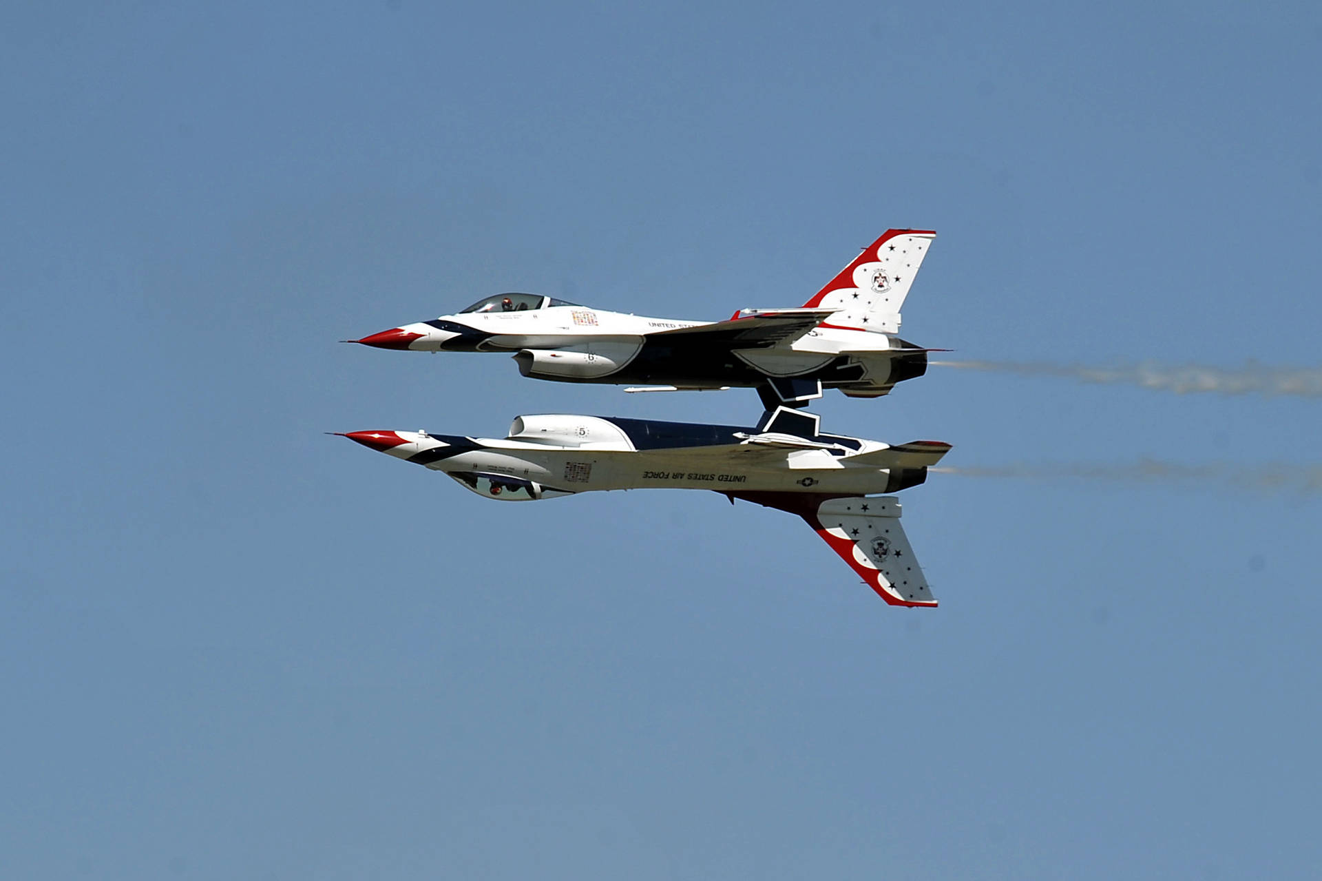 Download Us Air Force Thunderbirds Wallpaper