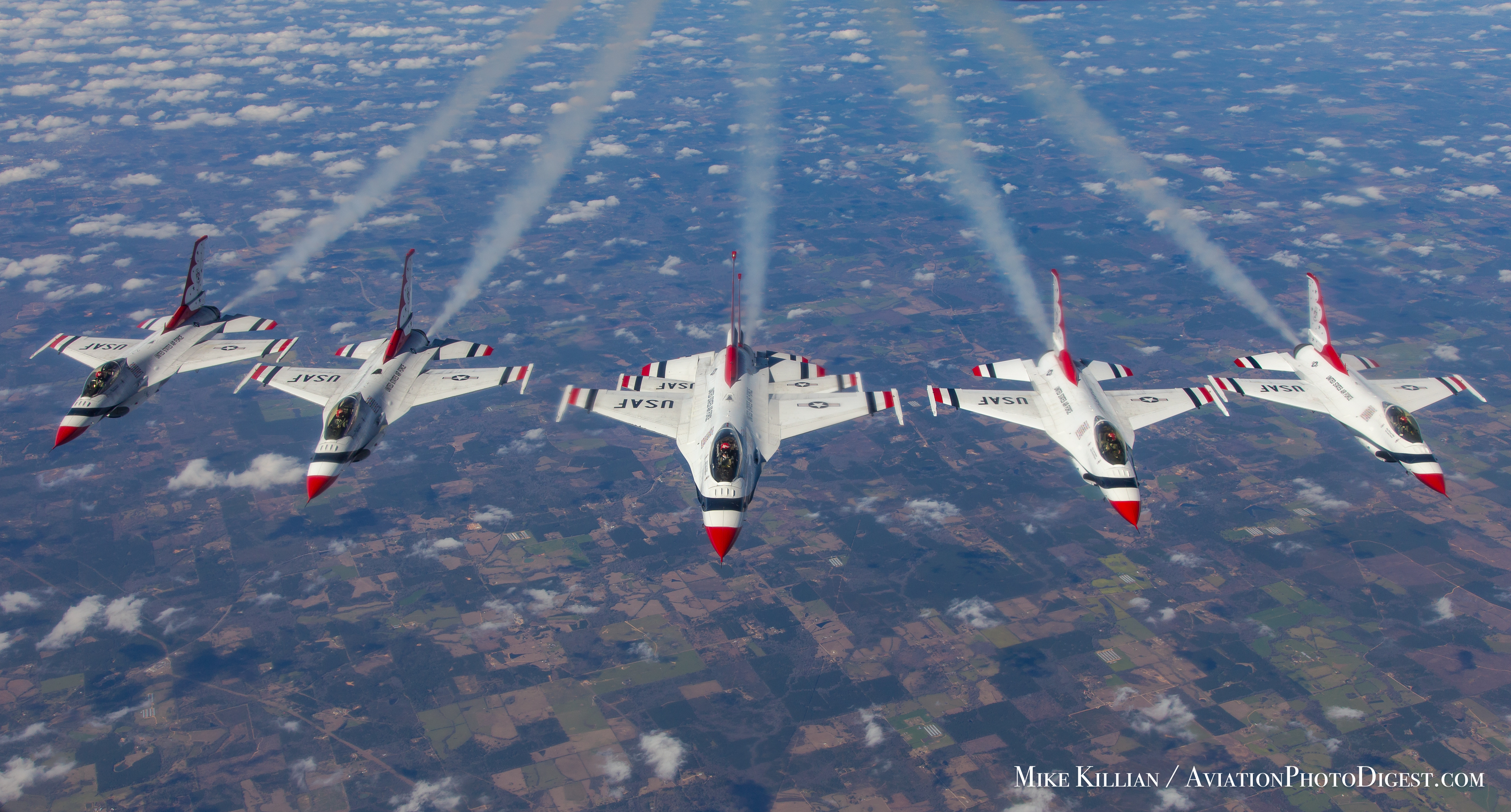 USAF Thunderbirds: Soaring Across America with the 6th AMW
