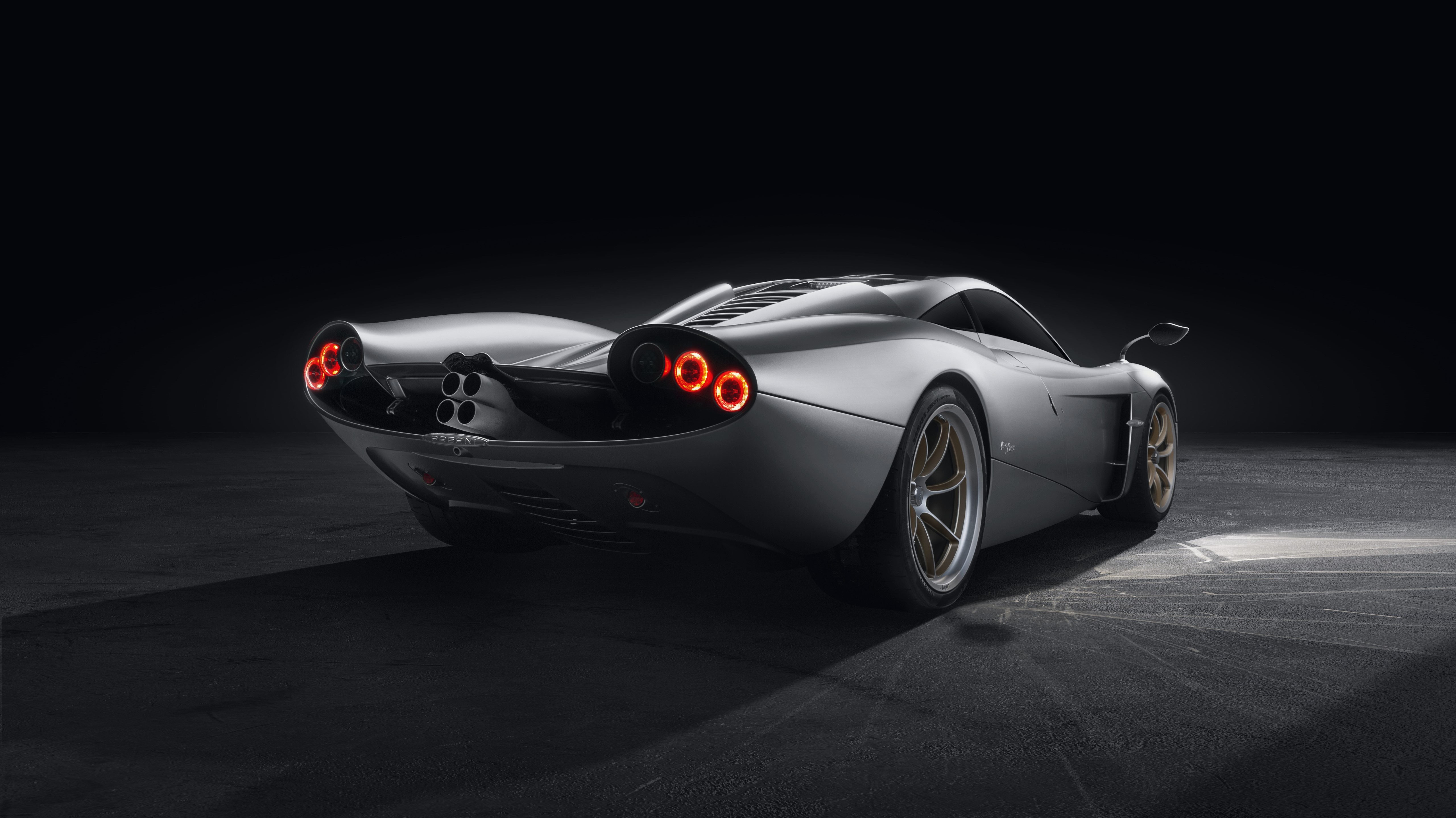 Pagani Huayra Codalunga