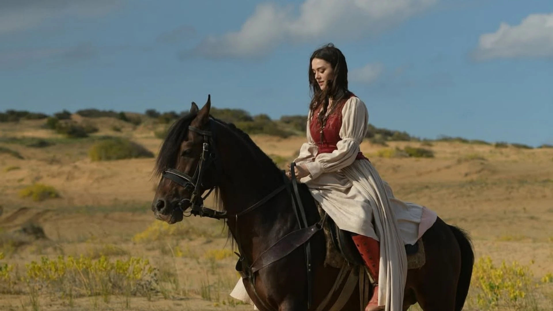 Şemse Hatun kimdir? Kudüs Fatihi Selahaddin Eyyubi Şemse Hatun'u oynayan Gökçe Türkan nereli, kaç yaşında? Mavi Kadın