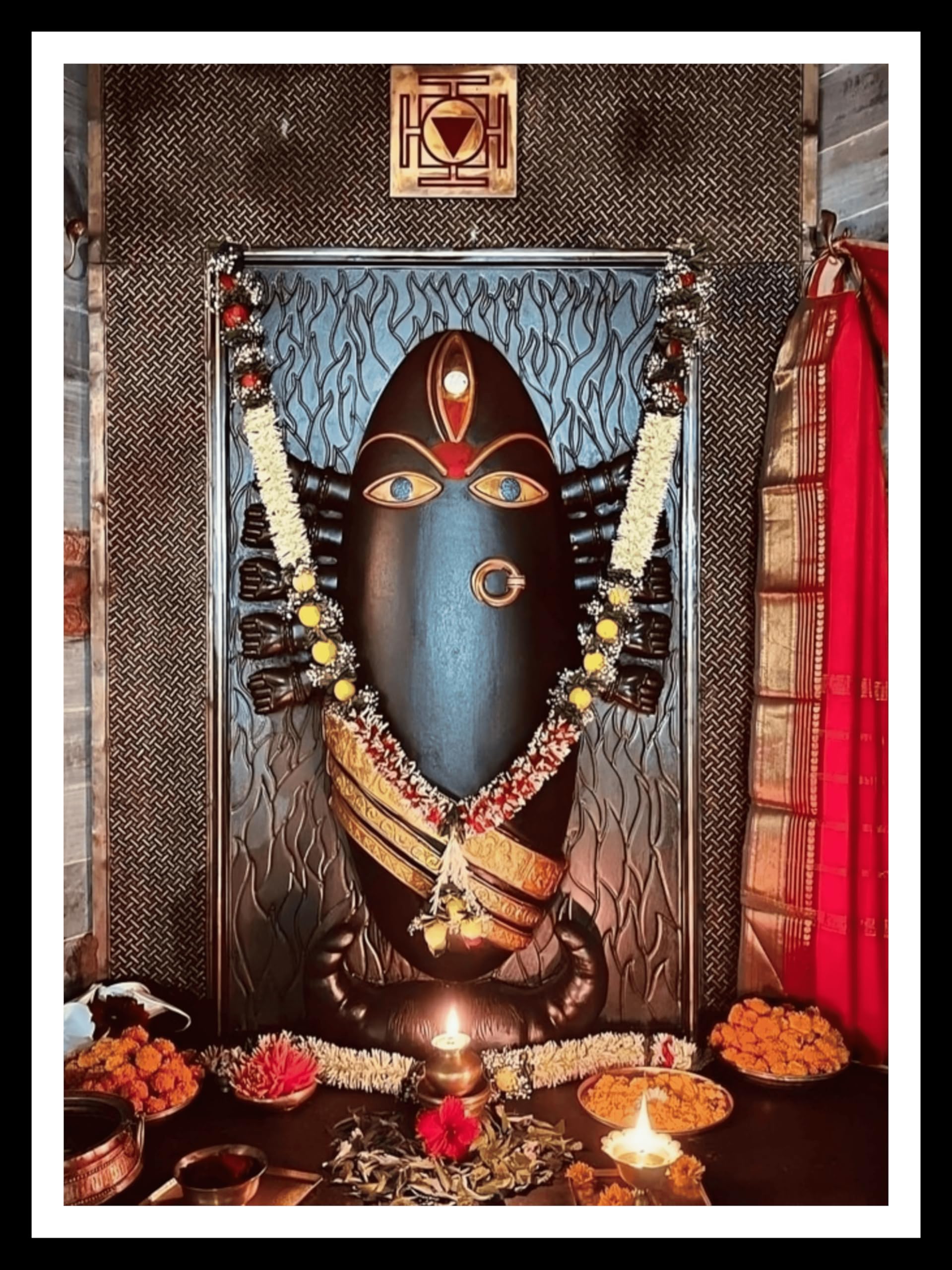 Goddess Linga Bhairavi Photo frame, Synthetic Wood Frame, Small Size, 6x8Inch, Wall Hang, Perfect for pooja,, Amazon.in: Home & Kitchen