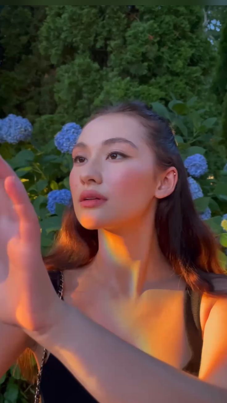 TSITP The Summer I Turned Pretty Bella Lola Tung Outfit Inspo Aesthetic Bonrad Dream Girl IDK