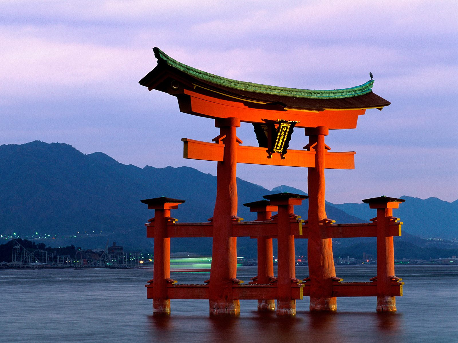 Domo Wallpaper: Japanese wallpaper Torii Gate special