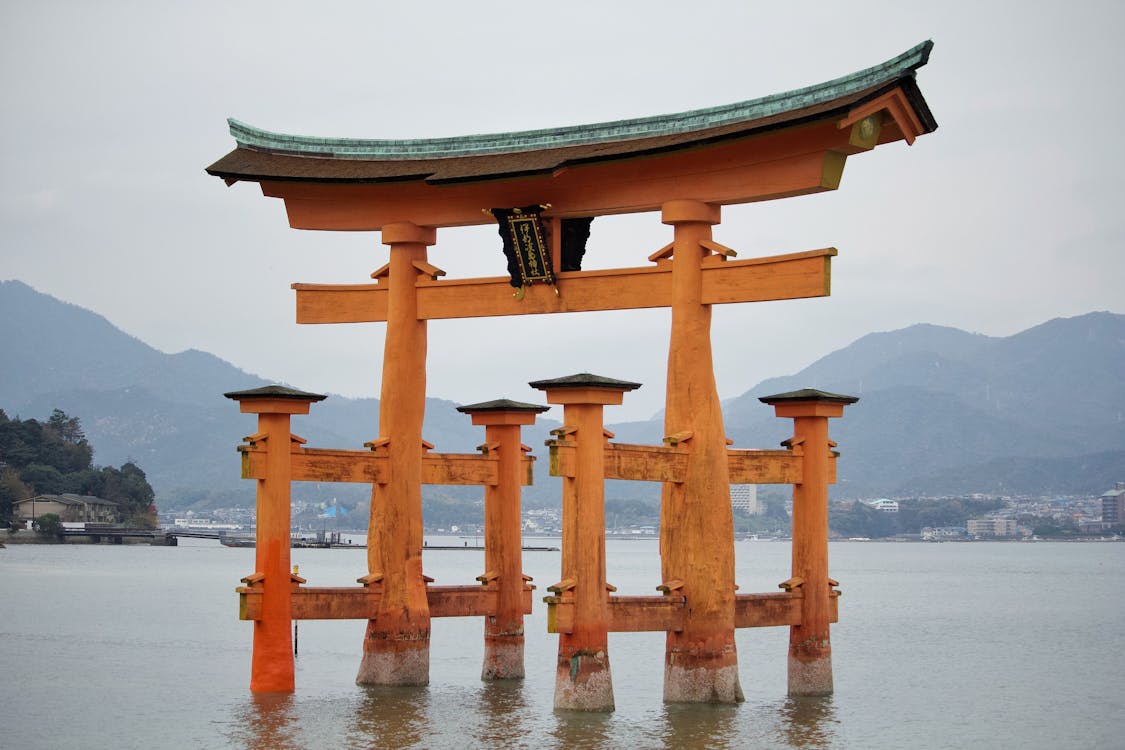 Photo of the Itsukushima Shrine, Hatsukaichi, Japan · Free