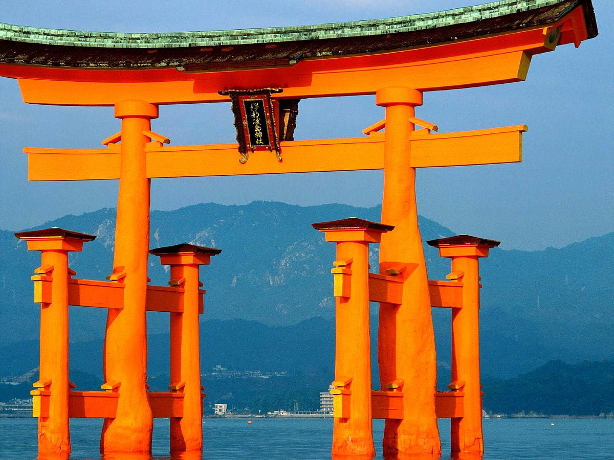 Beautiful Itsukushima Shrine, Torii, Hatsukaichi picture. Download Free pics
