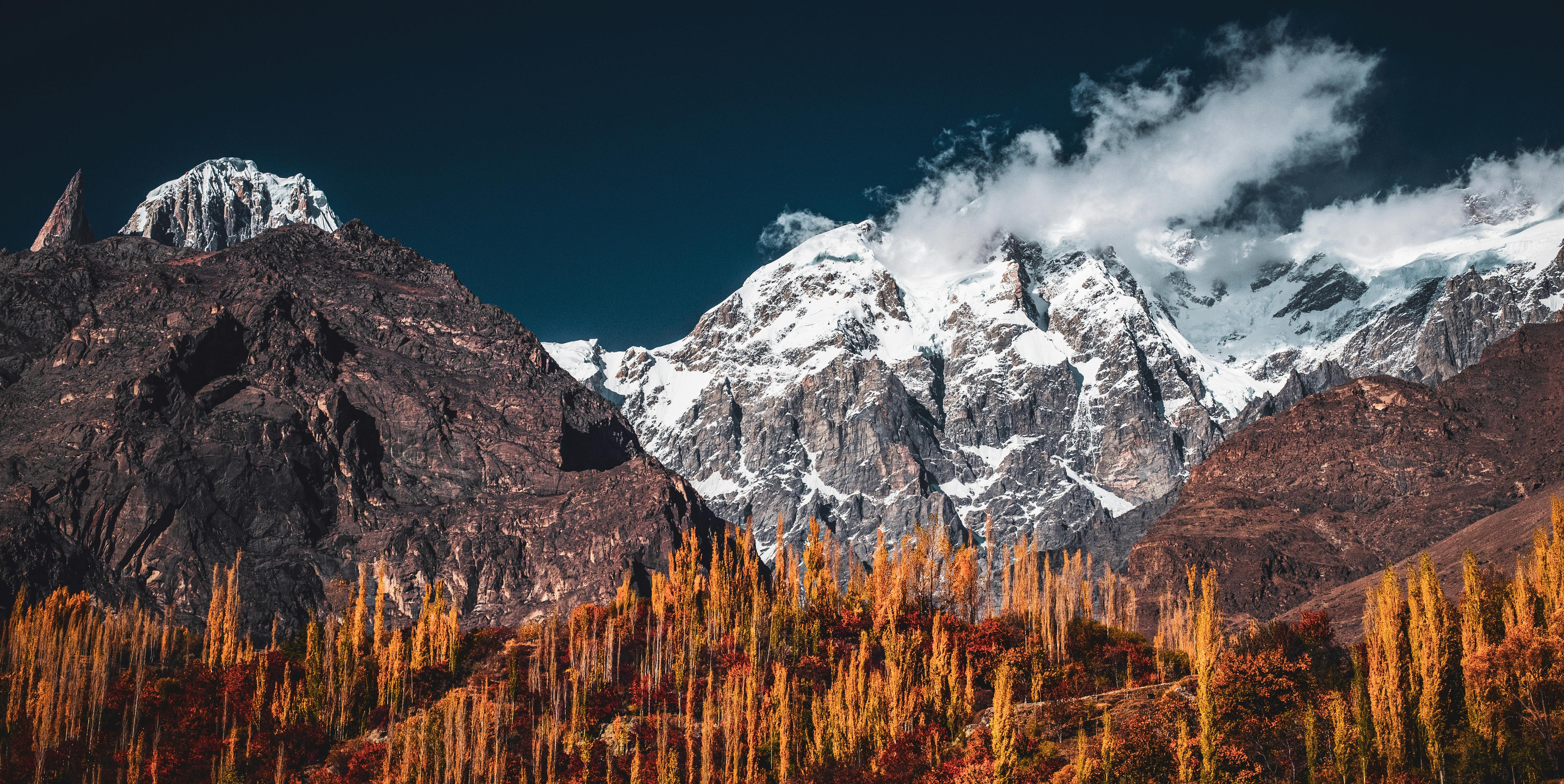 Snowy Mountains in Autumn · Free