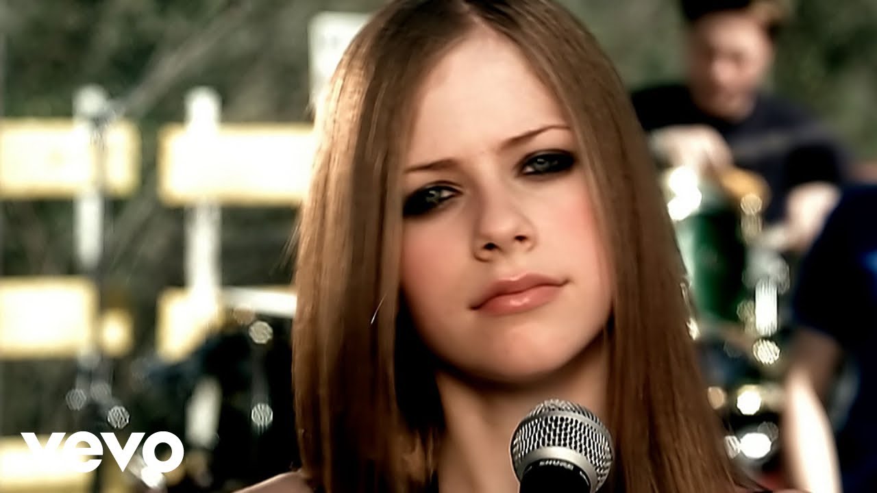 Avril Lavigne 20 years of things being 'Complicated'