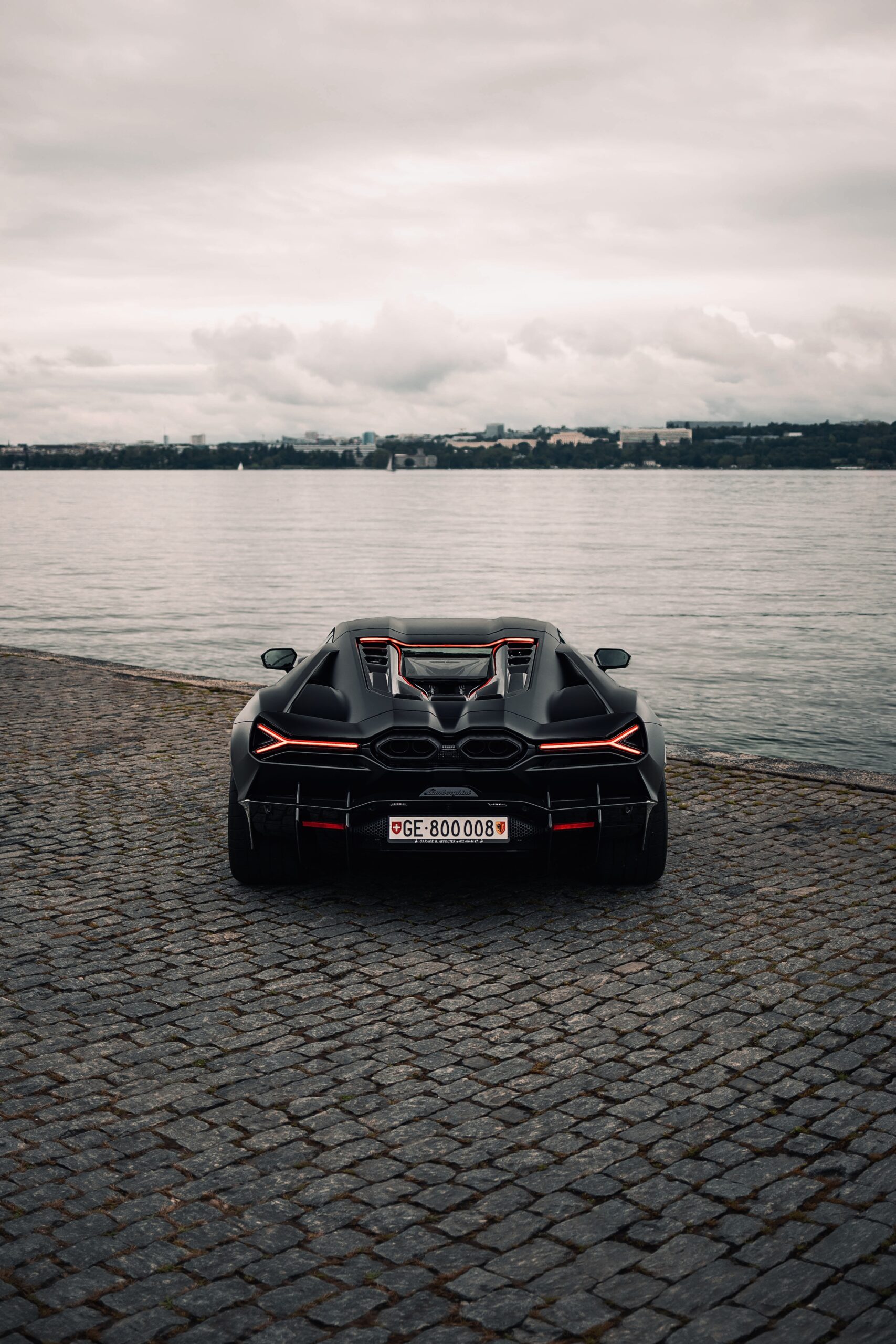 Lamborghini Revuelto