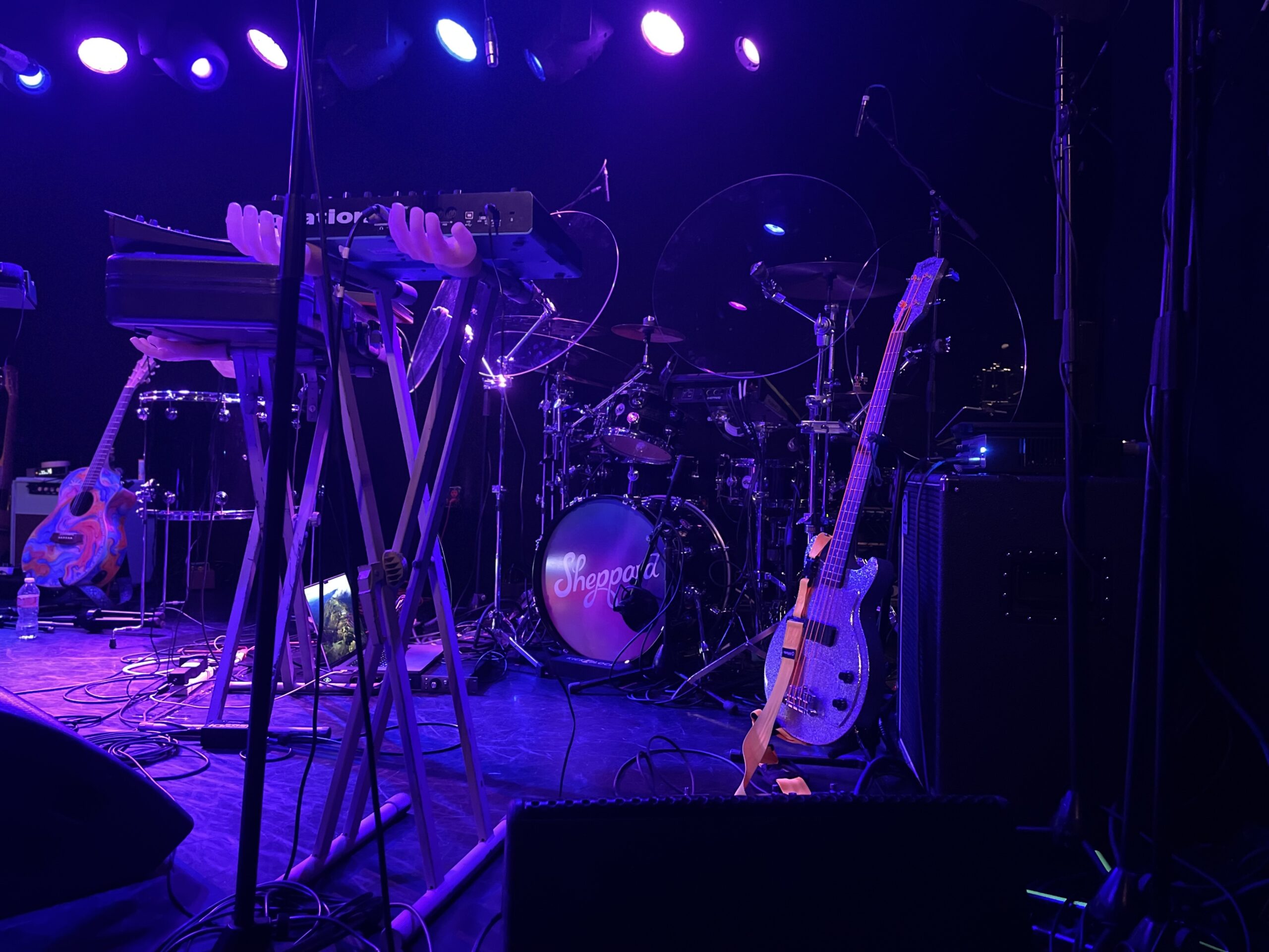 Indie Pop Band Sheppard Takes The Stage At The Moroccan Lounge Beach Current