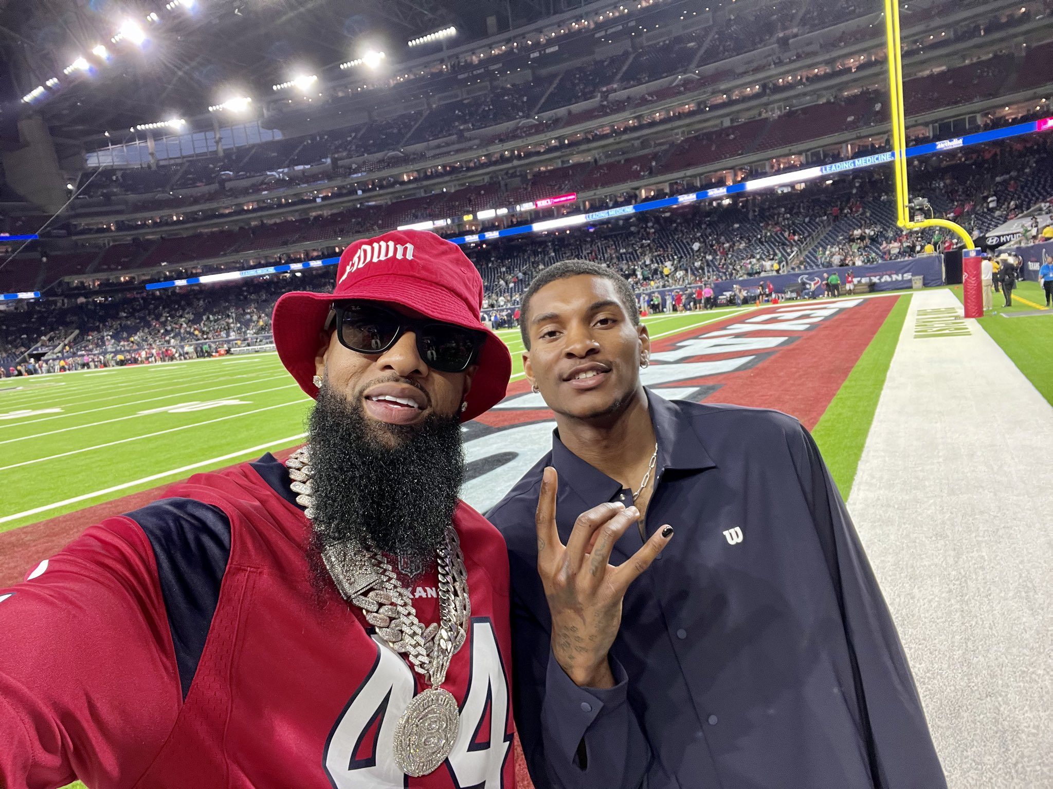 Houston Texans it's really a party. #TNF