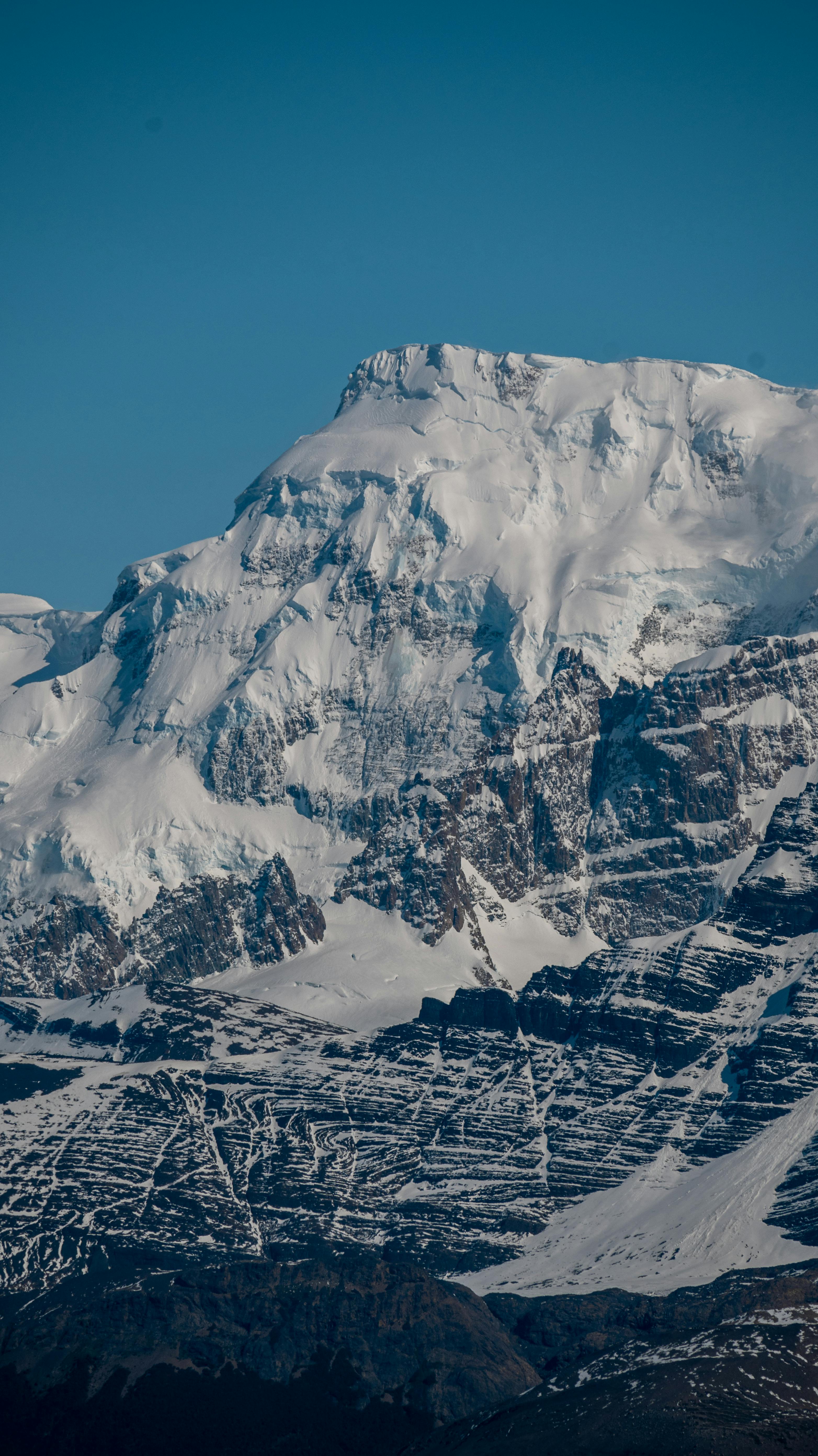 Mountains views of Patagonia Argentina · Free