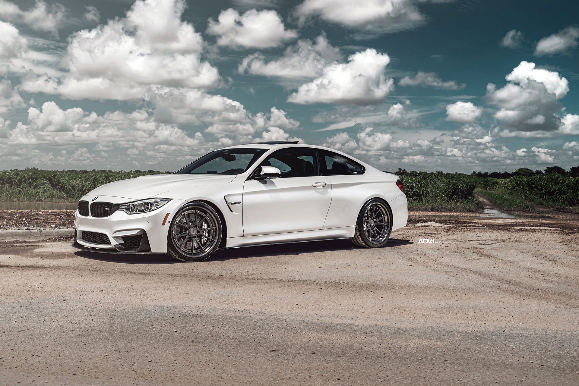 This Alpine White BMW M4 Is ADV.1's Take On A Christmas Photohoot Car Portal