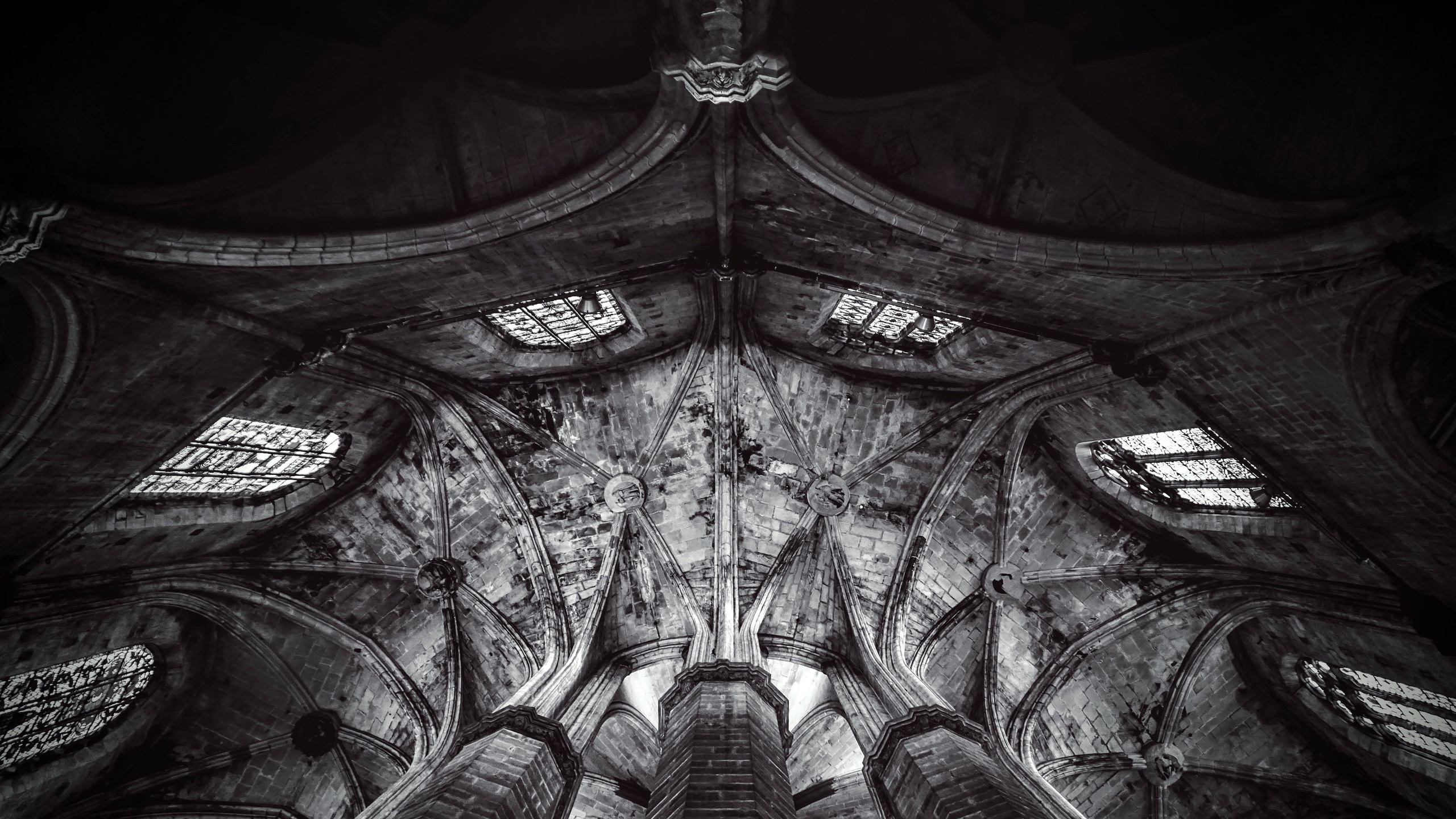 Night Glow Mac Wallpaper Cathedral Wallpaper Black And White Wallpaper & Background Download