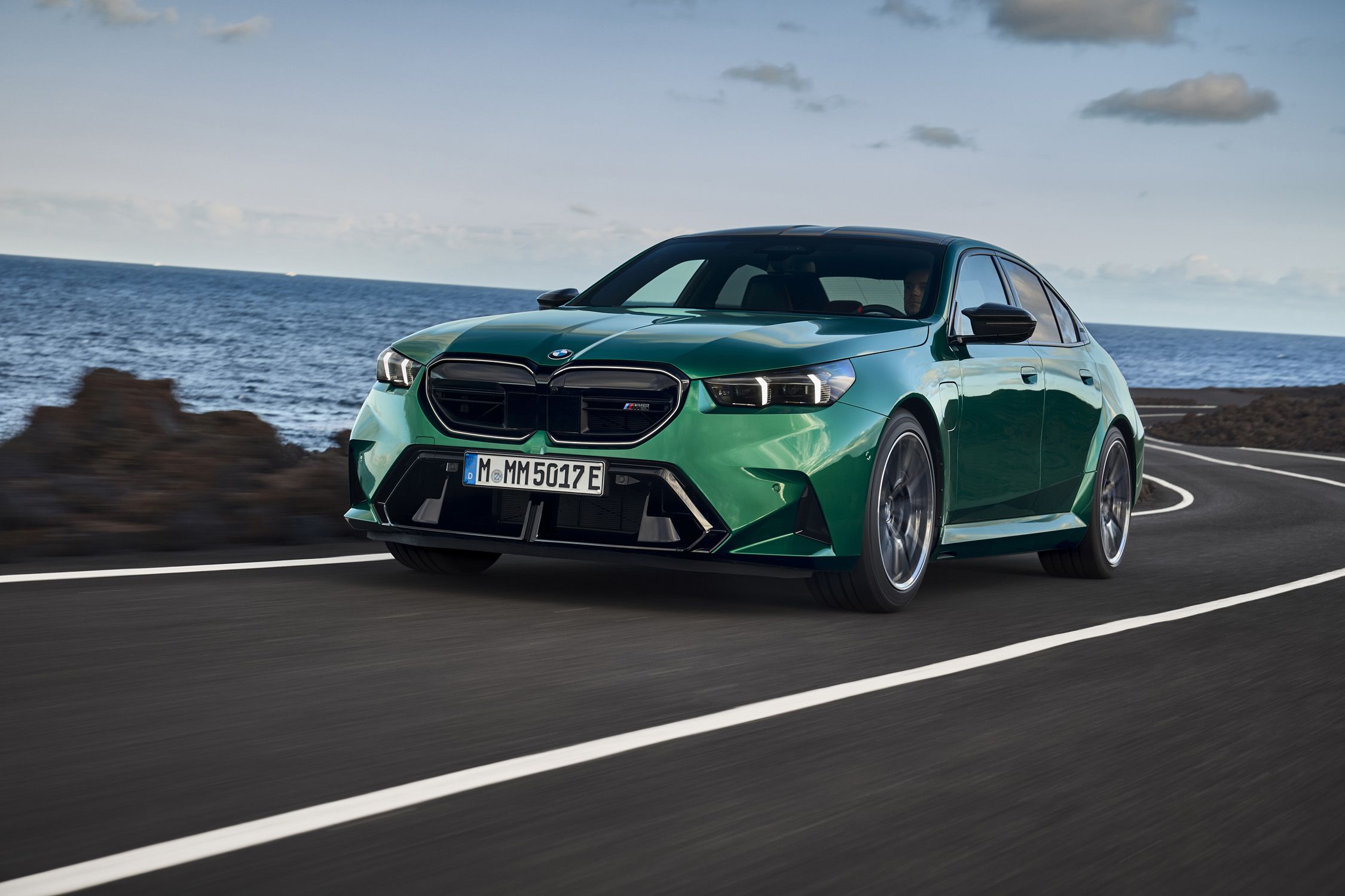 2025 BMW M5 Arrives With A 717 HP Plug In Hybrid Powertrain
