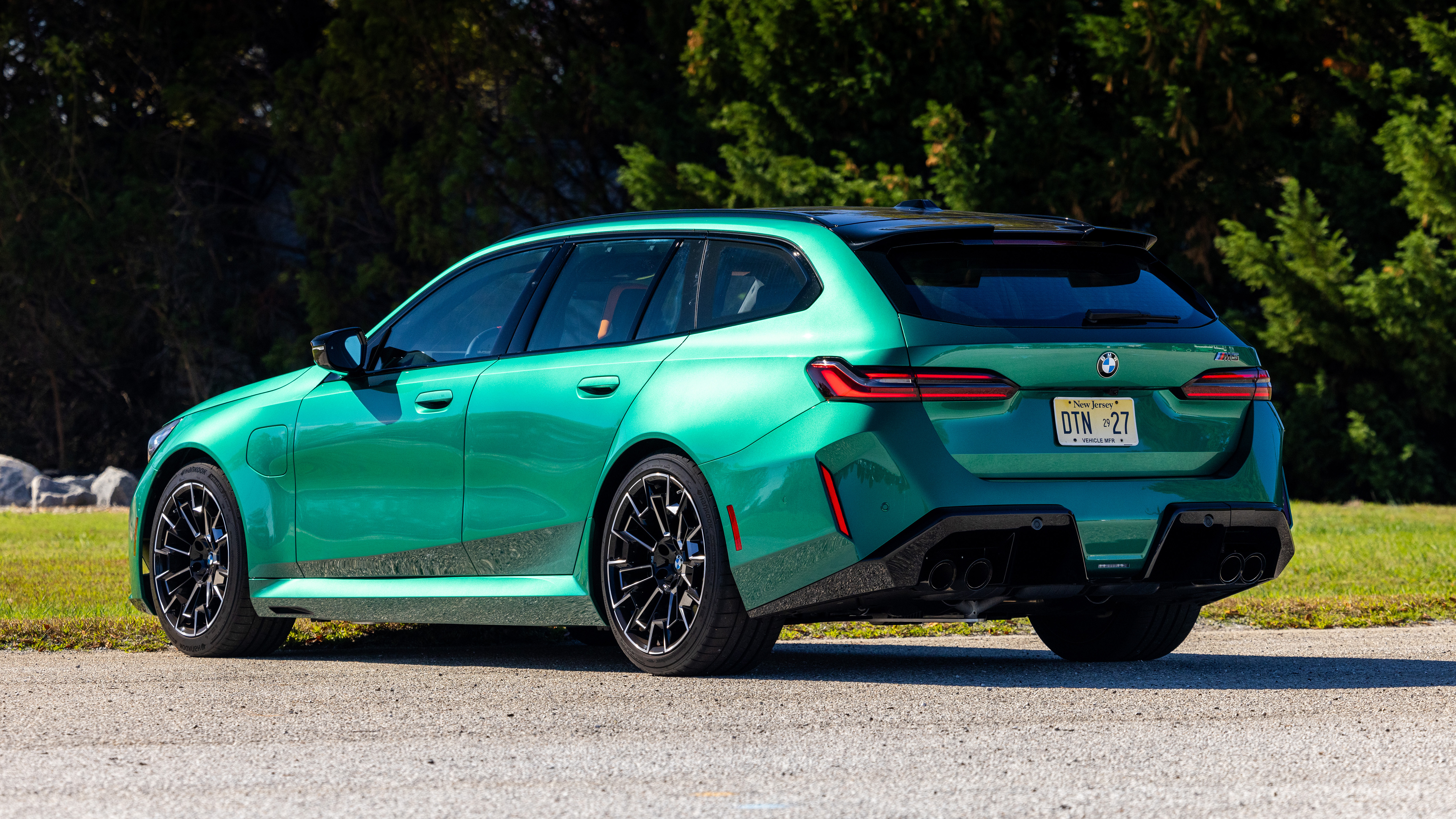 2025 BMW M5 Touring Wallpaper Car Wallpaper