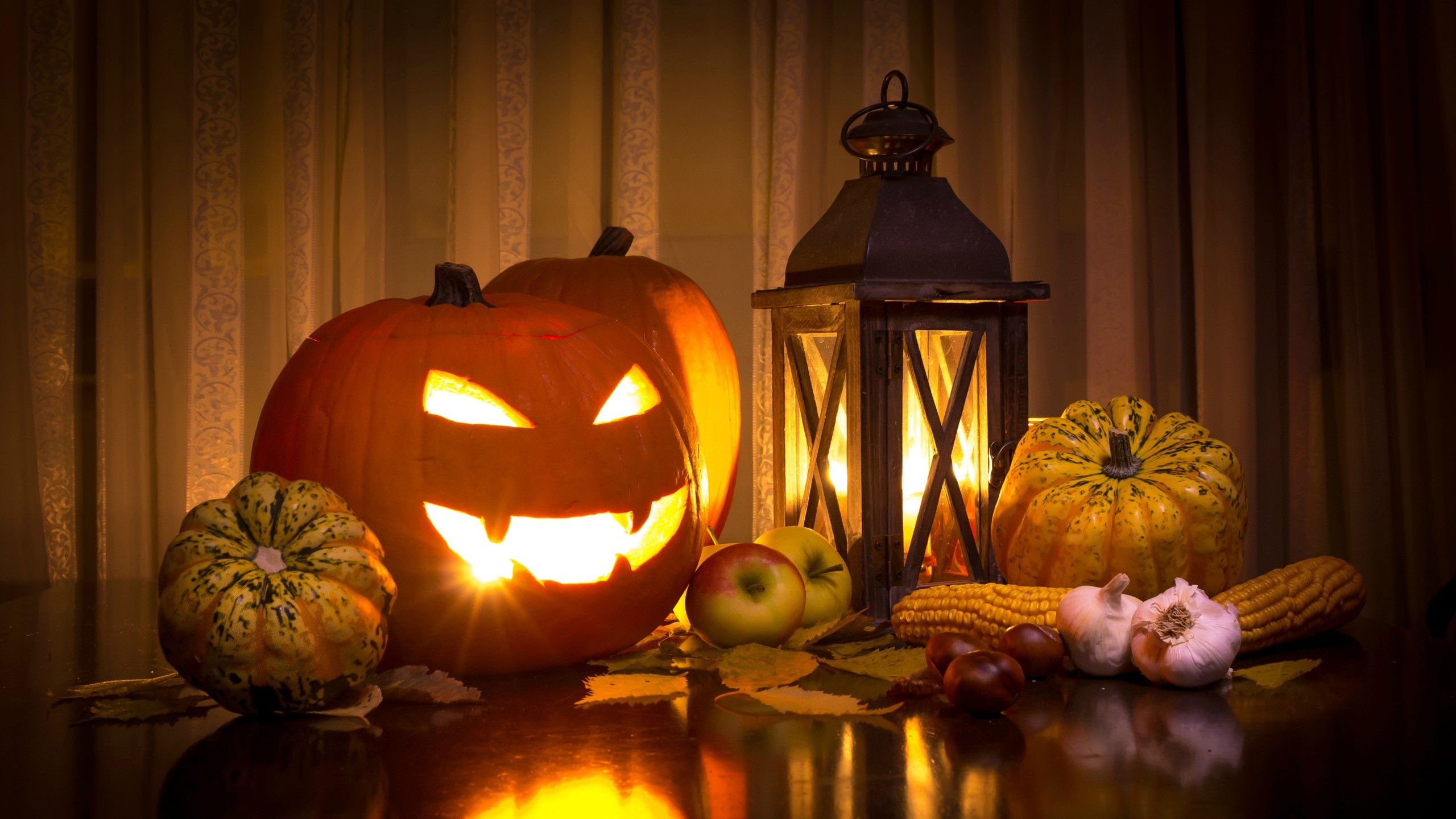 Autumn Halloween Fruits Lantern Light HD Halloween Wallpaper