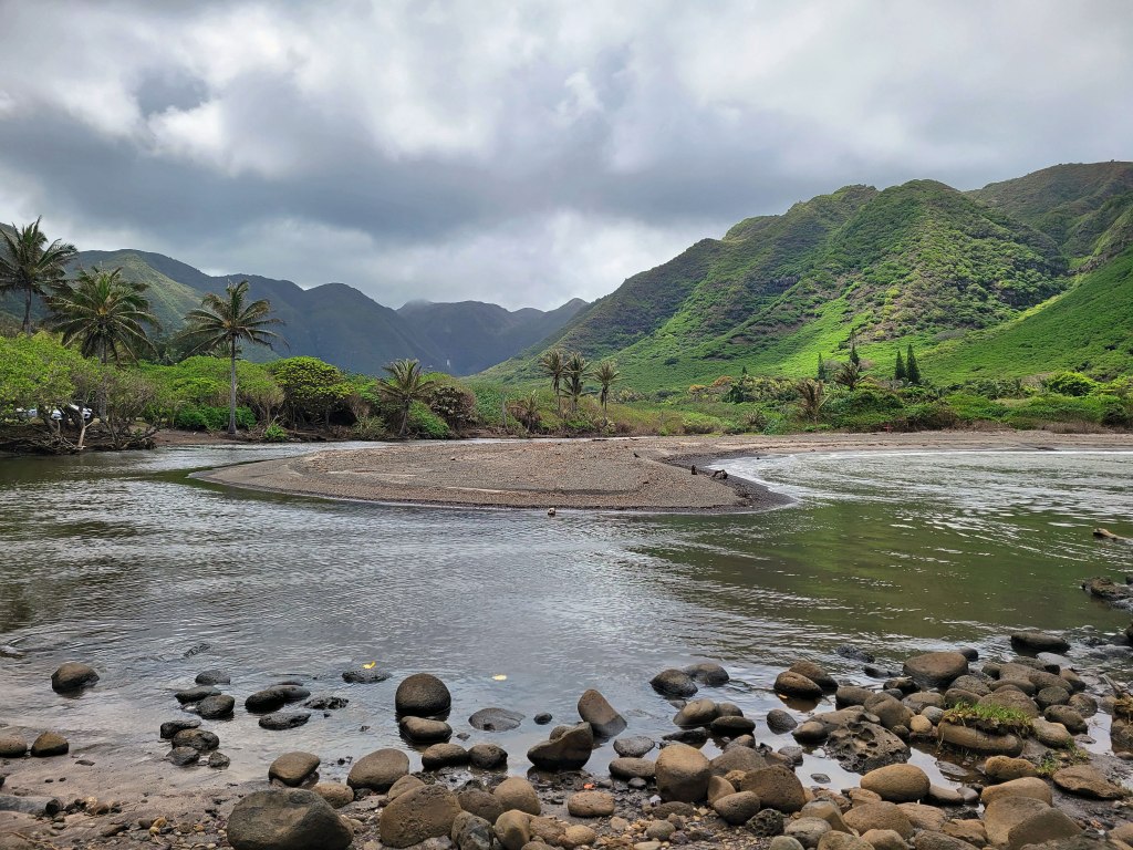 Moloka'i: 7.5 Miles & A World Apart from Maui Island