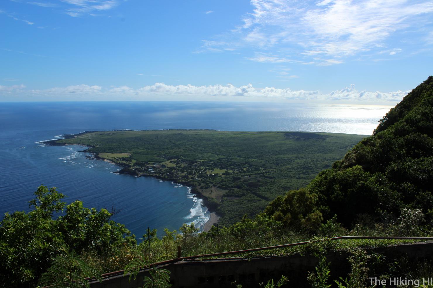 WEEKEND IN MOLOKA'I. The Hiking HI