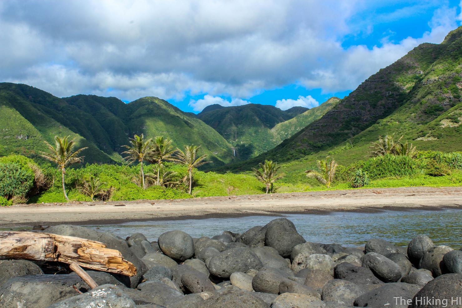 WEEKEND IN MOLOKA'I. The Hiking HI
