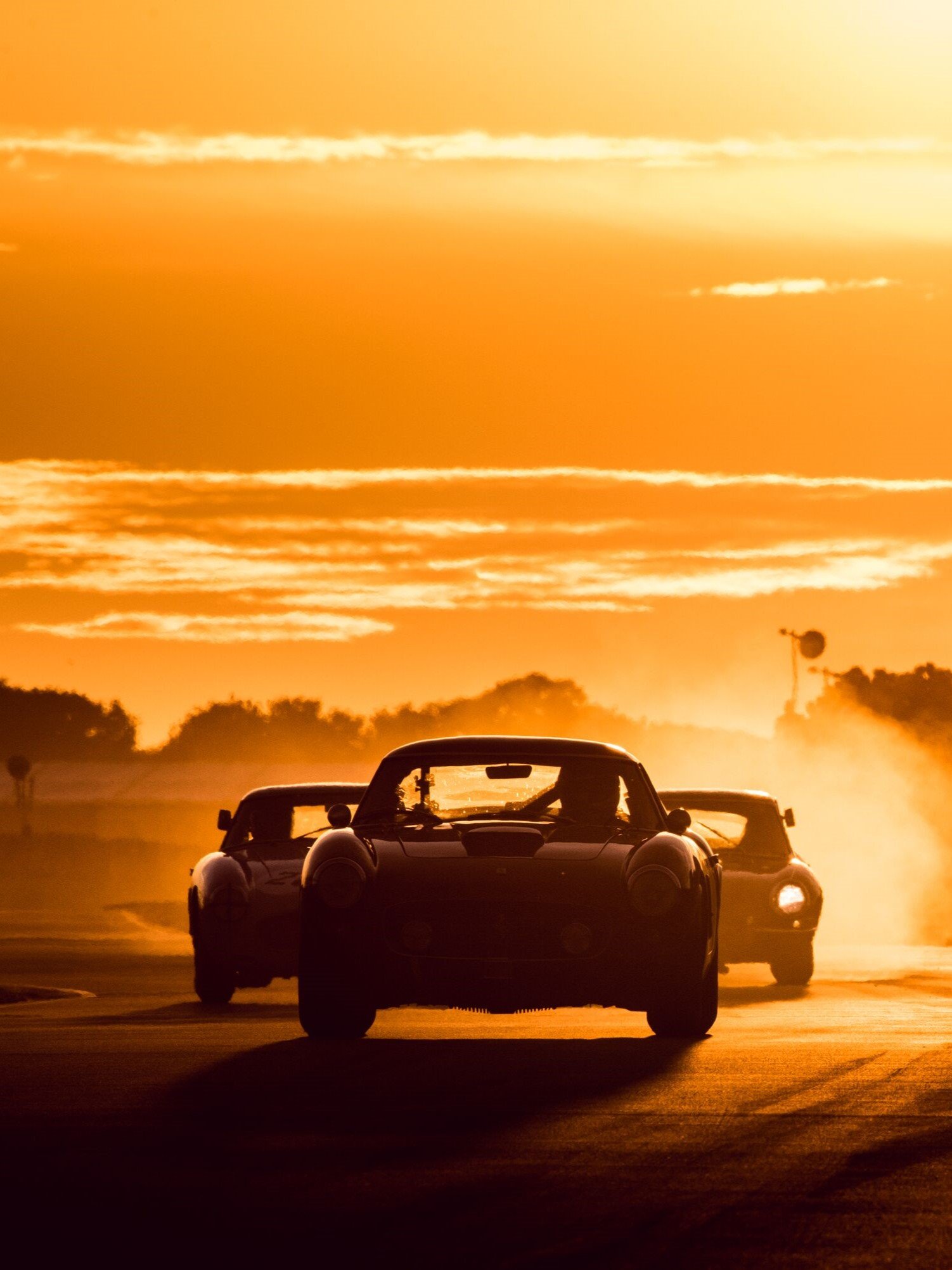 Video Nismo 400R screams up Pikes Peak