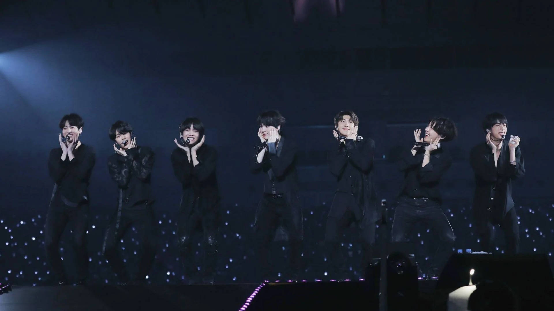 Download BTS Concert Black Aesthetic Wallpaper