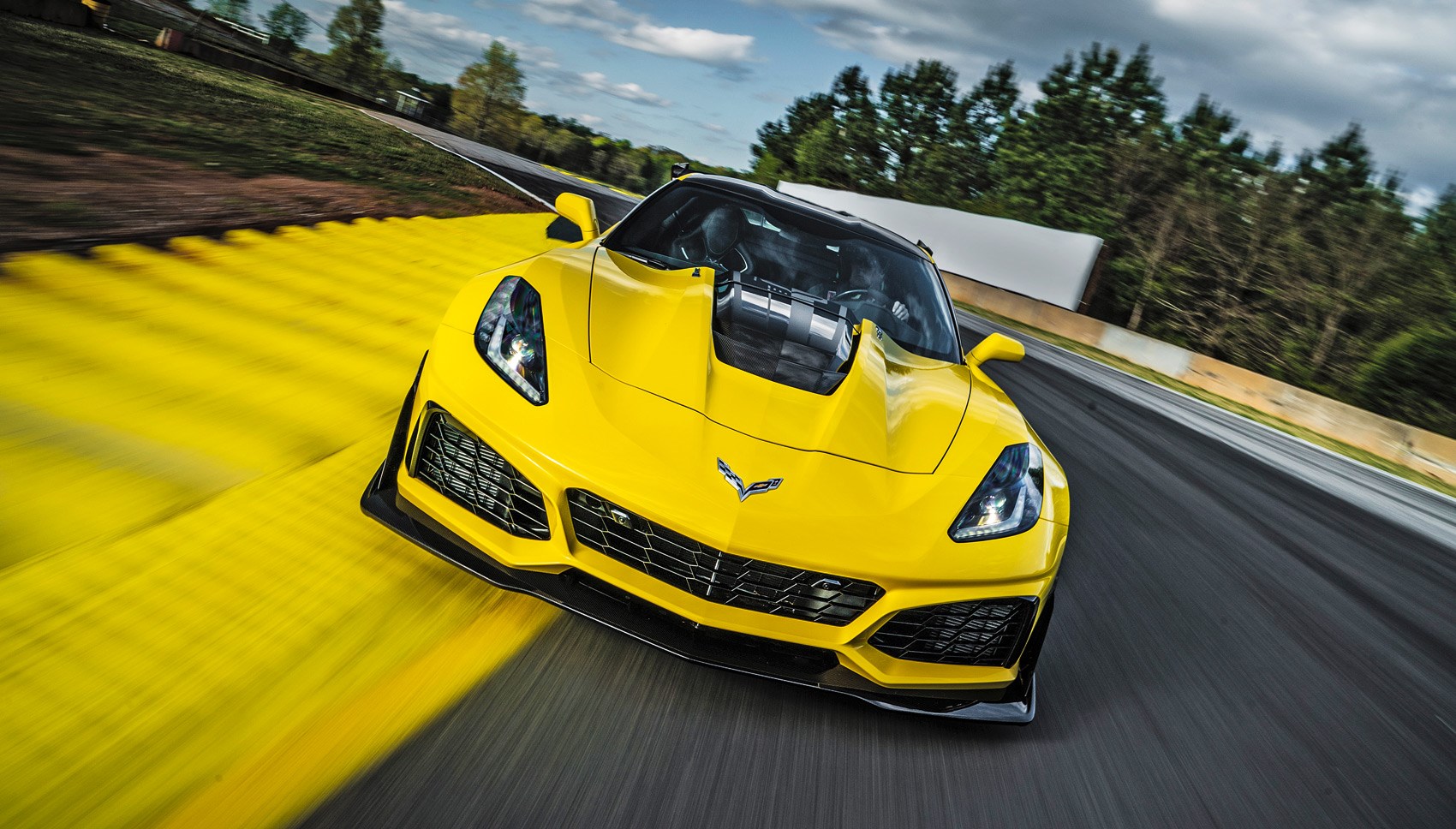 Chevrolet Corvette C7 ZR1 review: the ultimate swansong