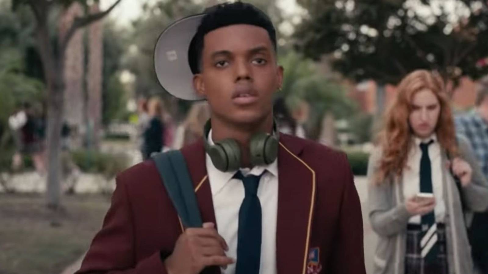 Fresh Prince Of Bel Air Reboot Star Jabari Banks On Will And Carlton