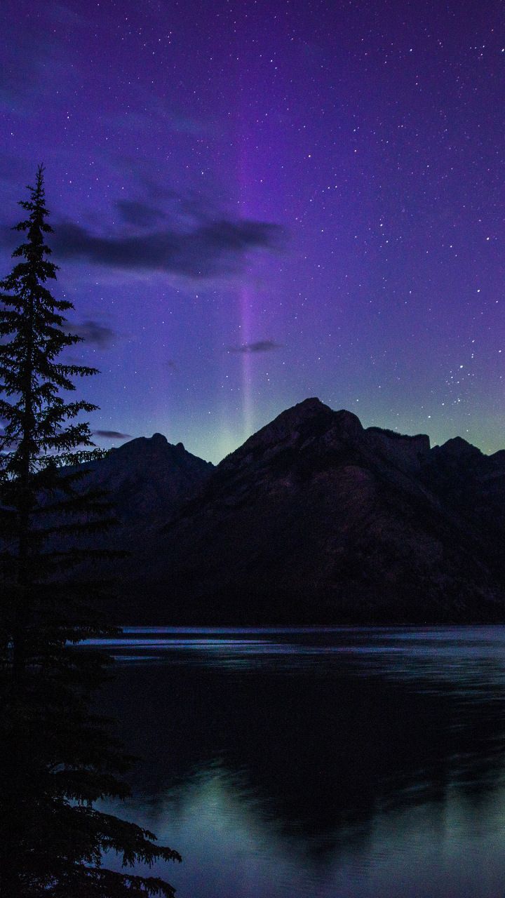 Aurora Borealis, Banff National Park, Alberta, canada, 720x1280 wallpaper