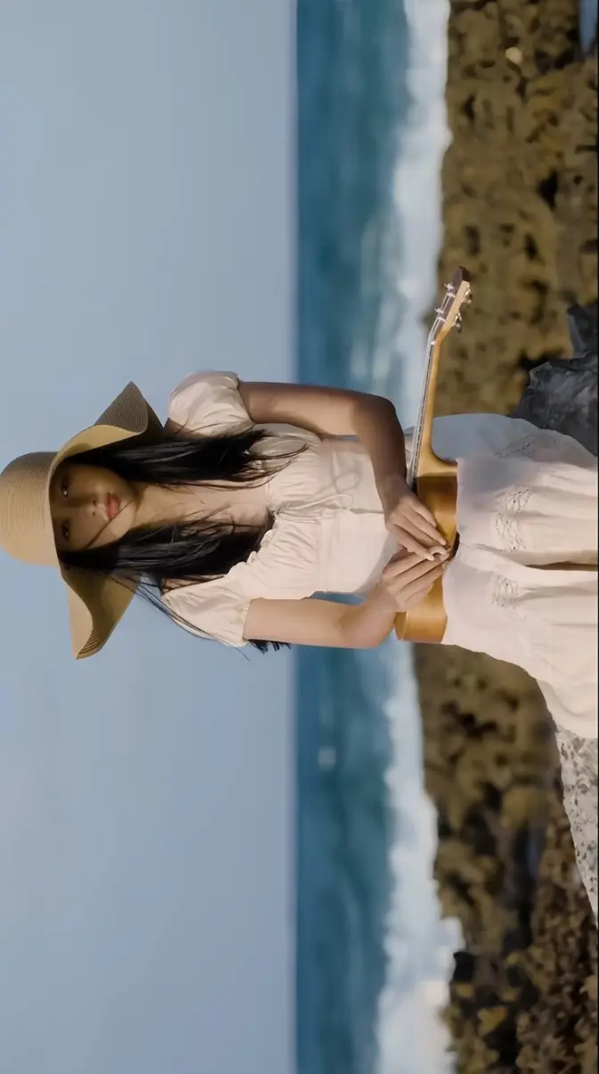 Hannah Bahng wallpaper