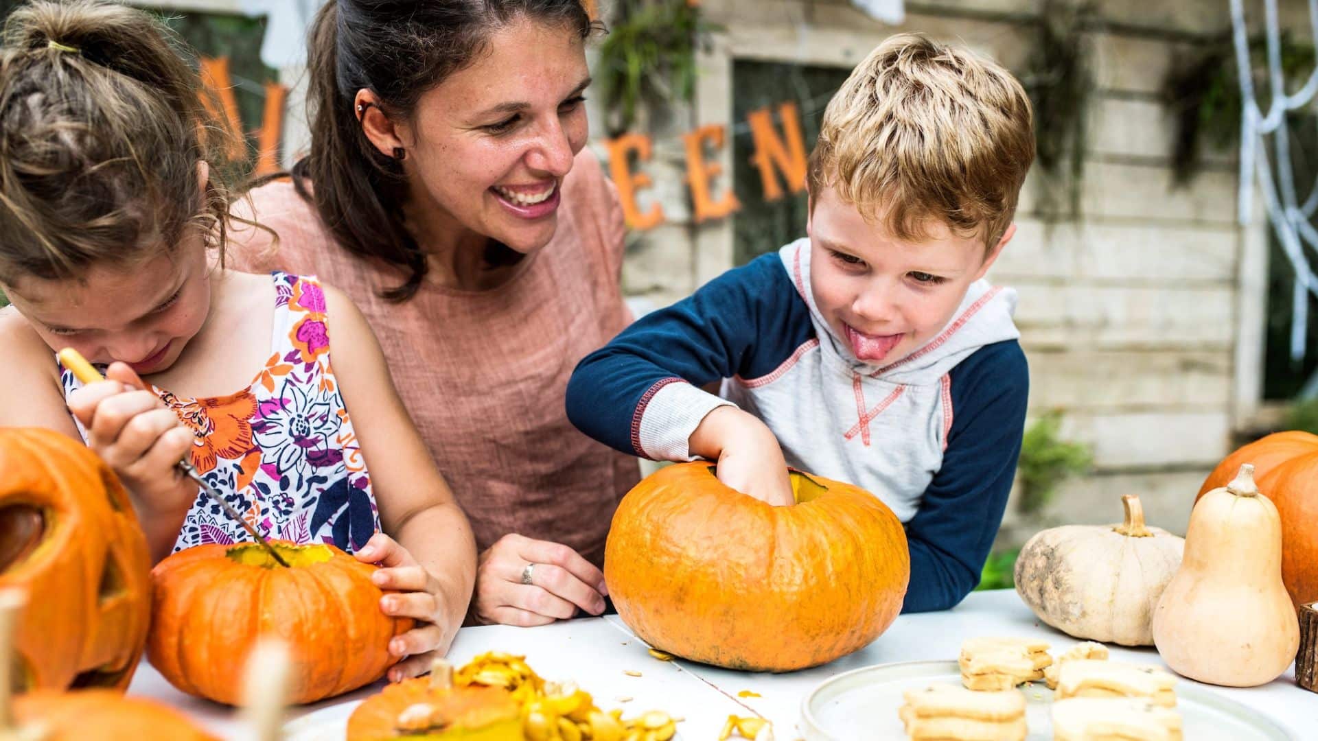 Fun (and Mostly Free!) Fall Activities for Kids