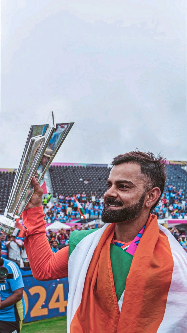 Virat Kohli With T20 World Cup 2024 Trophy