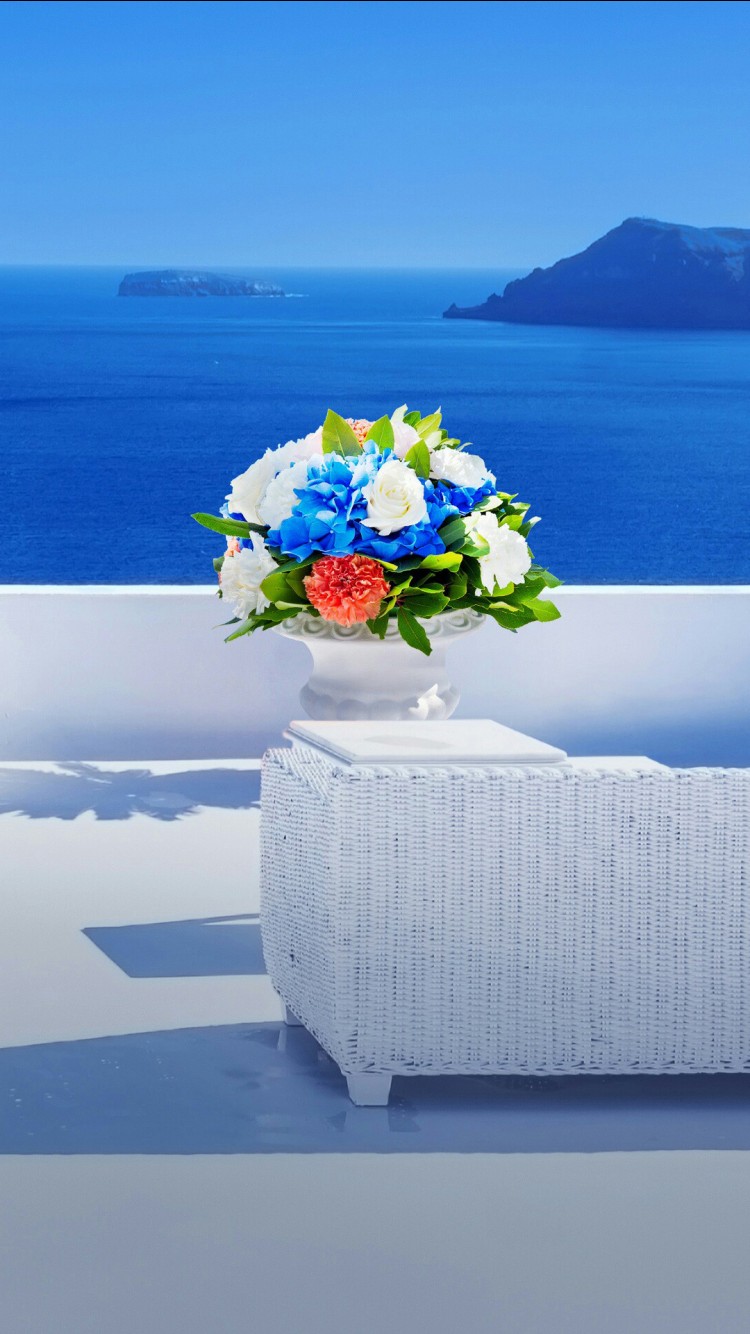 Beautiful Flower Vase Wallpaper