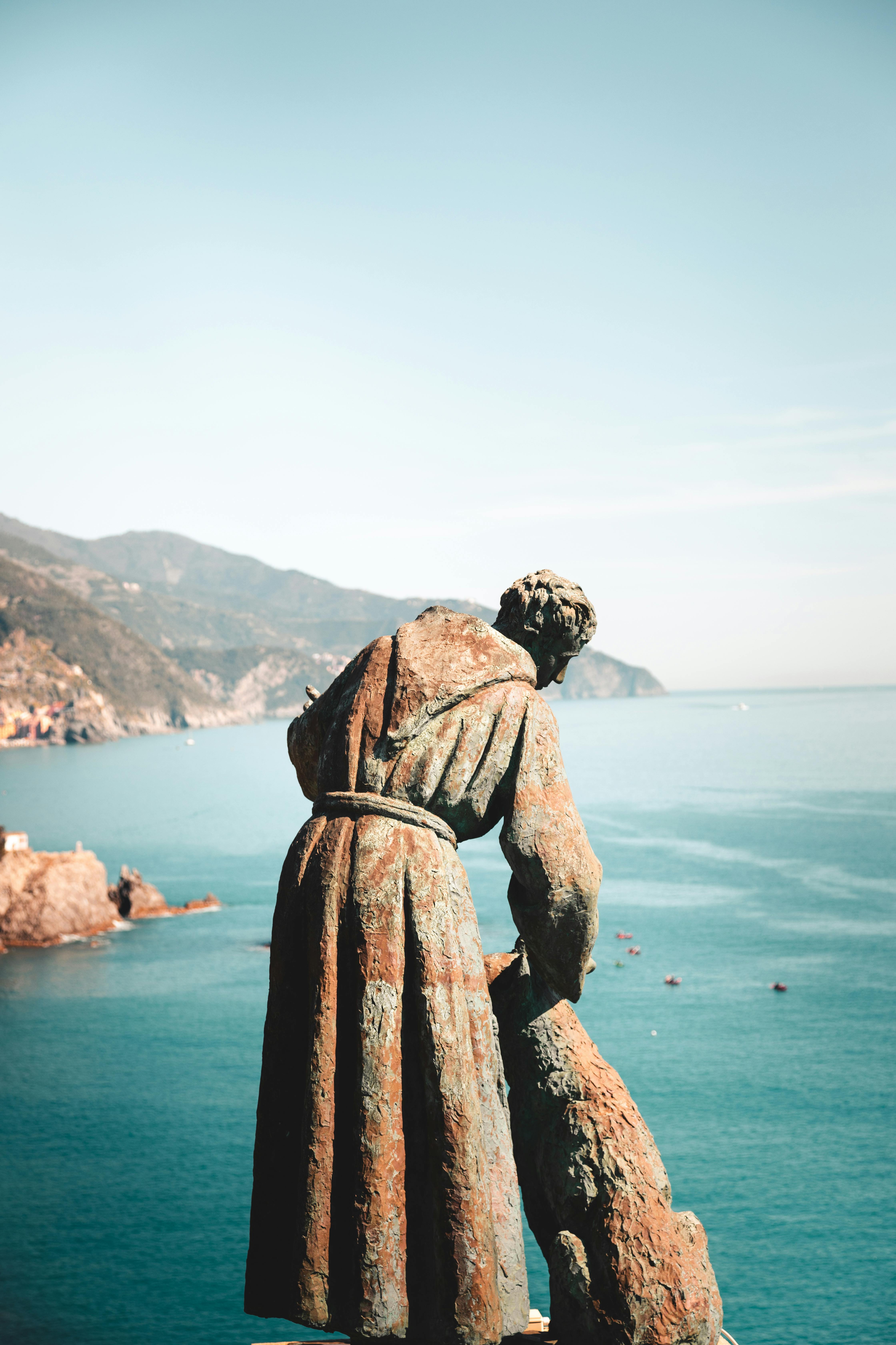 Alamy Statue of Saint Francis of Assisi Petting a Dog in Monterosso Al Mar, Liguria, Italy · Free
