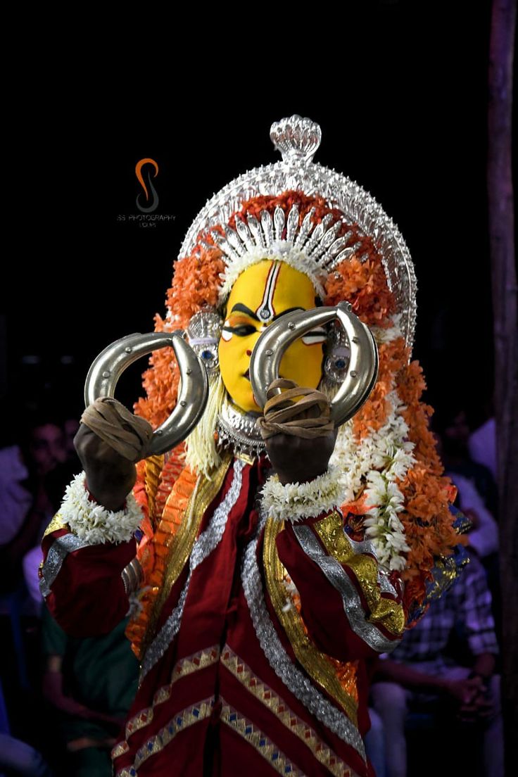 daivadevar. Display picture for whatsapp, Buddha art drawing, Dark background wallpaper