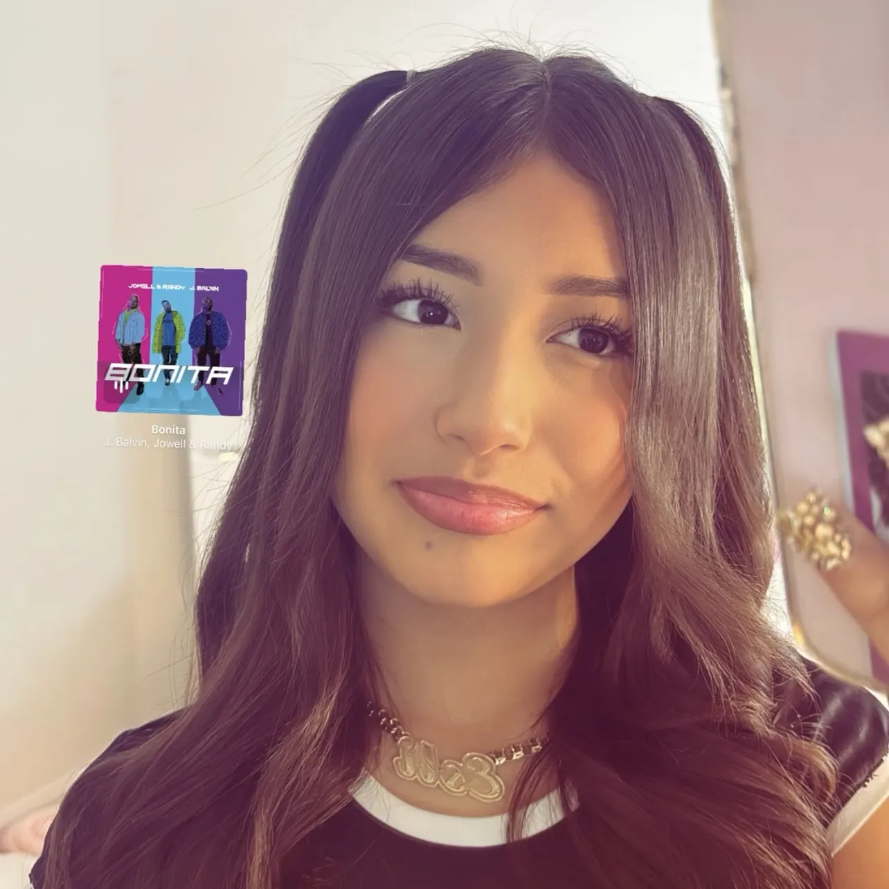 Best AI Chat Character Esli Mendez: Explore Profiles & User comment. Polybuzz AI Chat