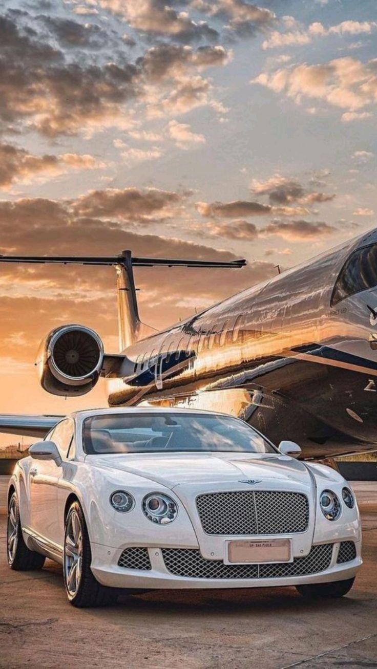 PRIVATE JET. BENTLEY