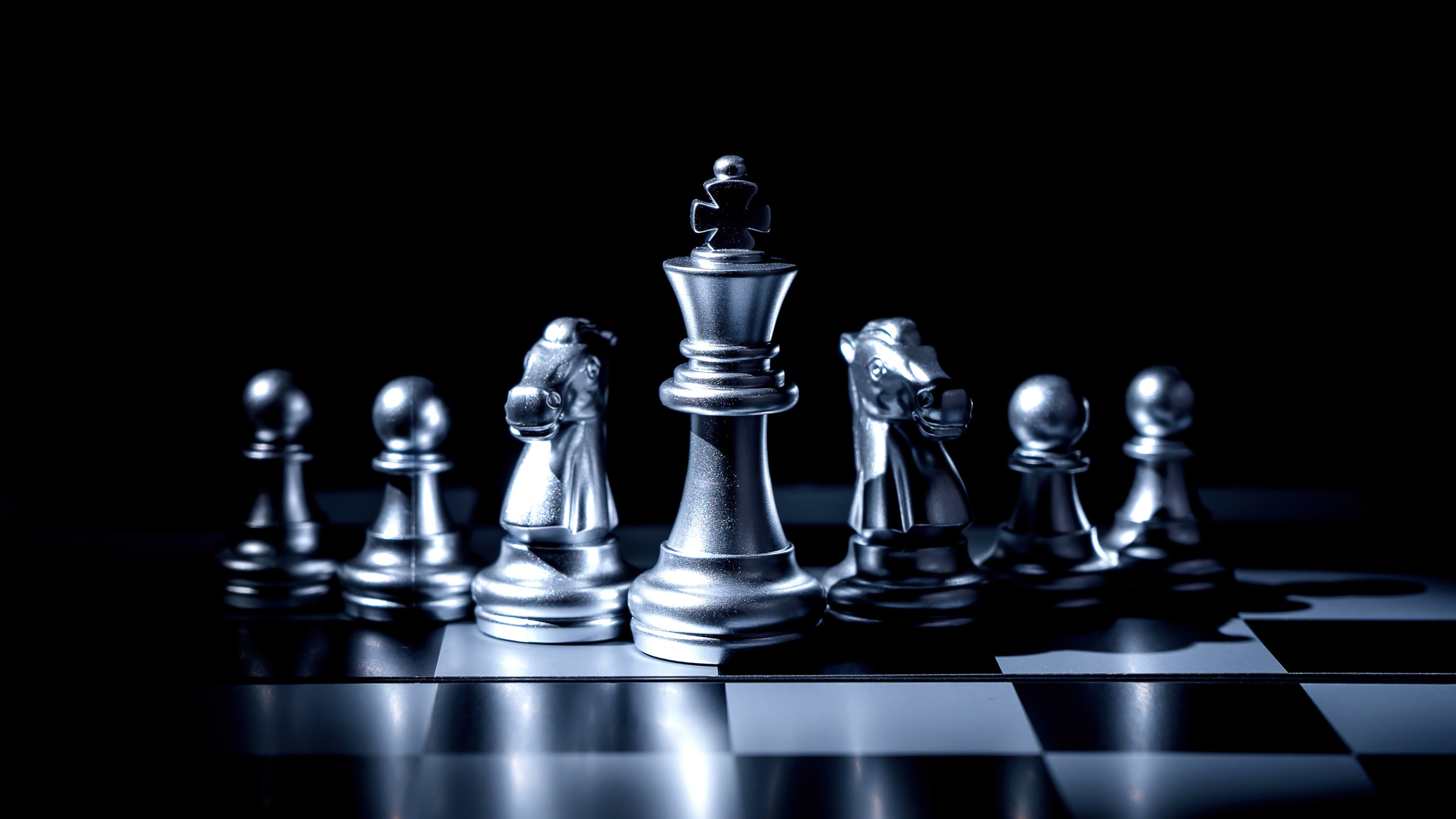 Chessboard Wallpaper 4K, Monochrome, King (Chess)