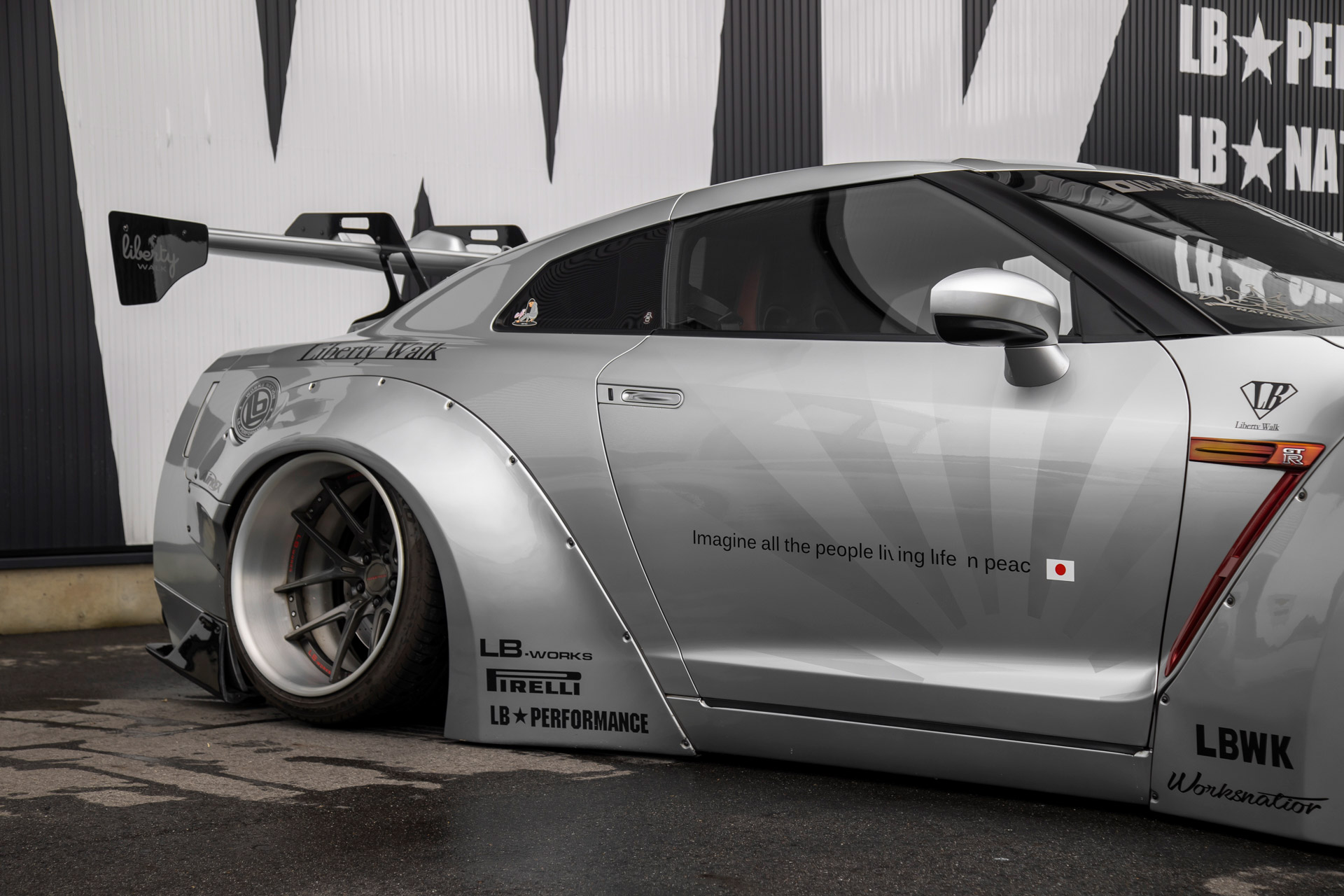 LB WORKS NISSAN GT R R35 Type 1 Walk. リバティーウォーク Complete Car And Customize!